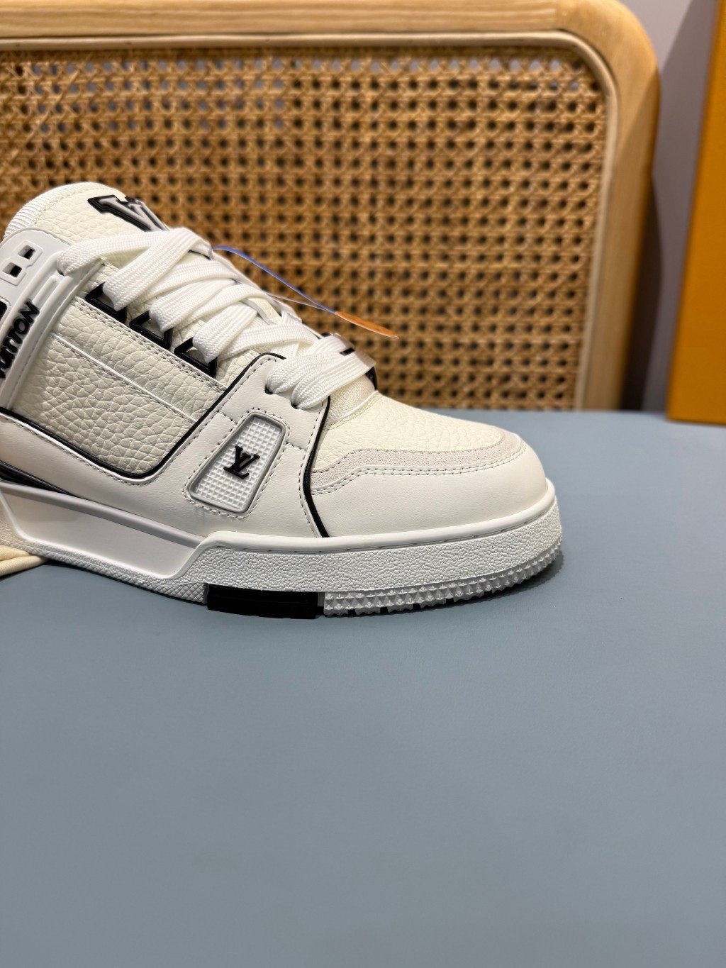 Sneakers Trainer 'Blanc Noir Liseré' — vue 12
