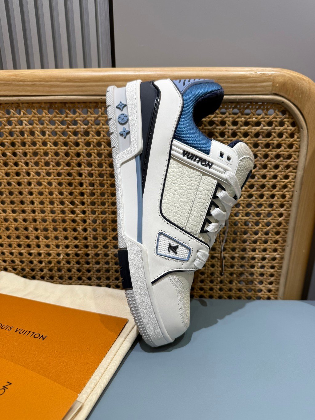 Sneakers Trainer 'Blanc Marine Liseré' — vue 13