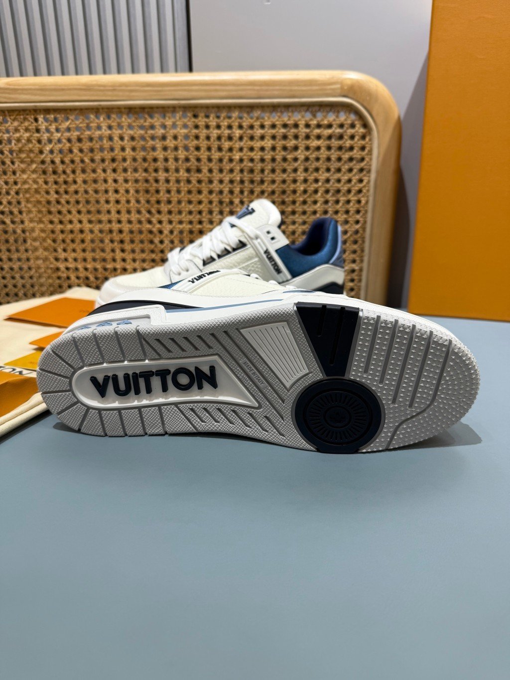 Sneakers Trainer 'Blanc Marine Liseré' — vue 18