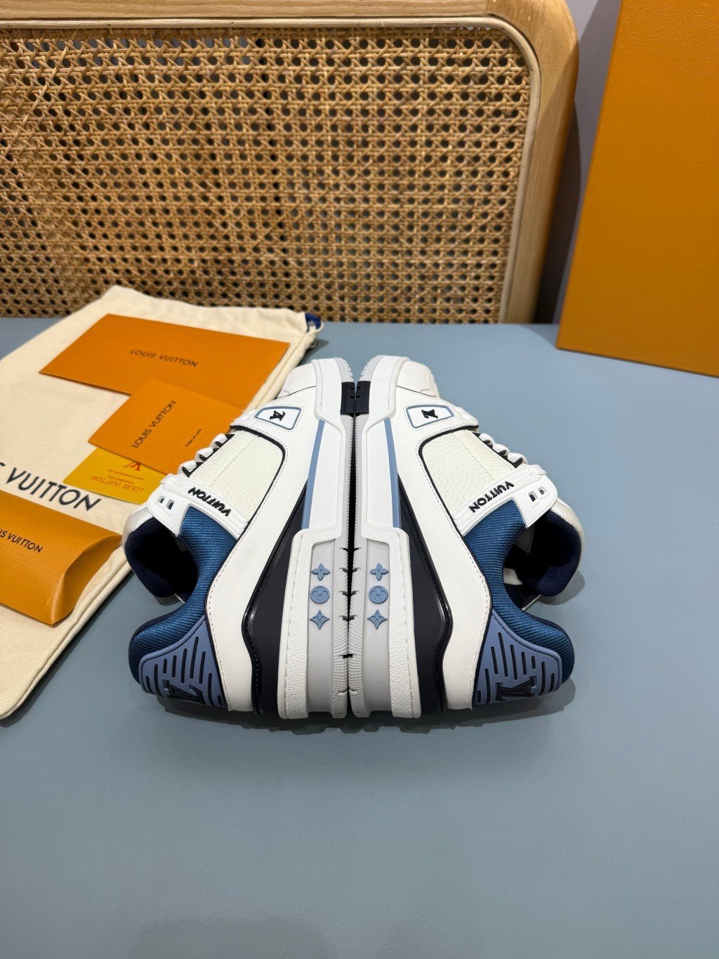 Sneakers Trainer 'Blanc Marine Liseré' — vue 19
