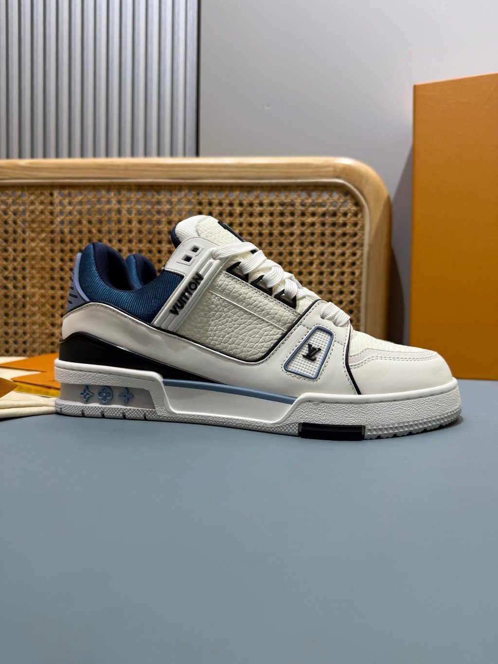 Sneakers Trainer 'Blanc Marine Liseré' — vue 21