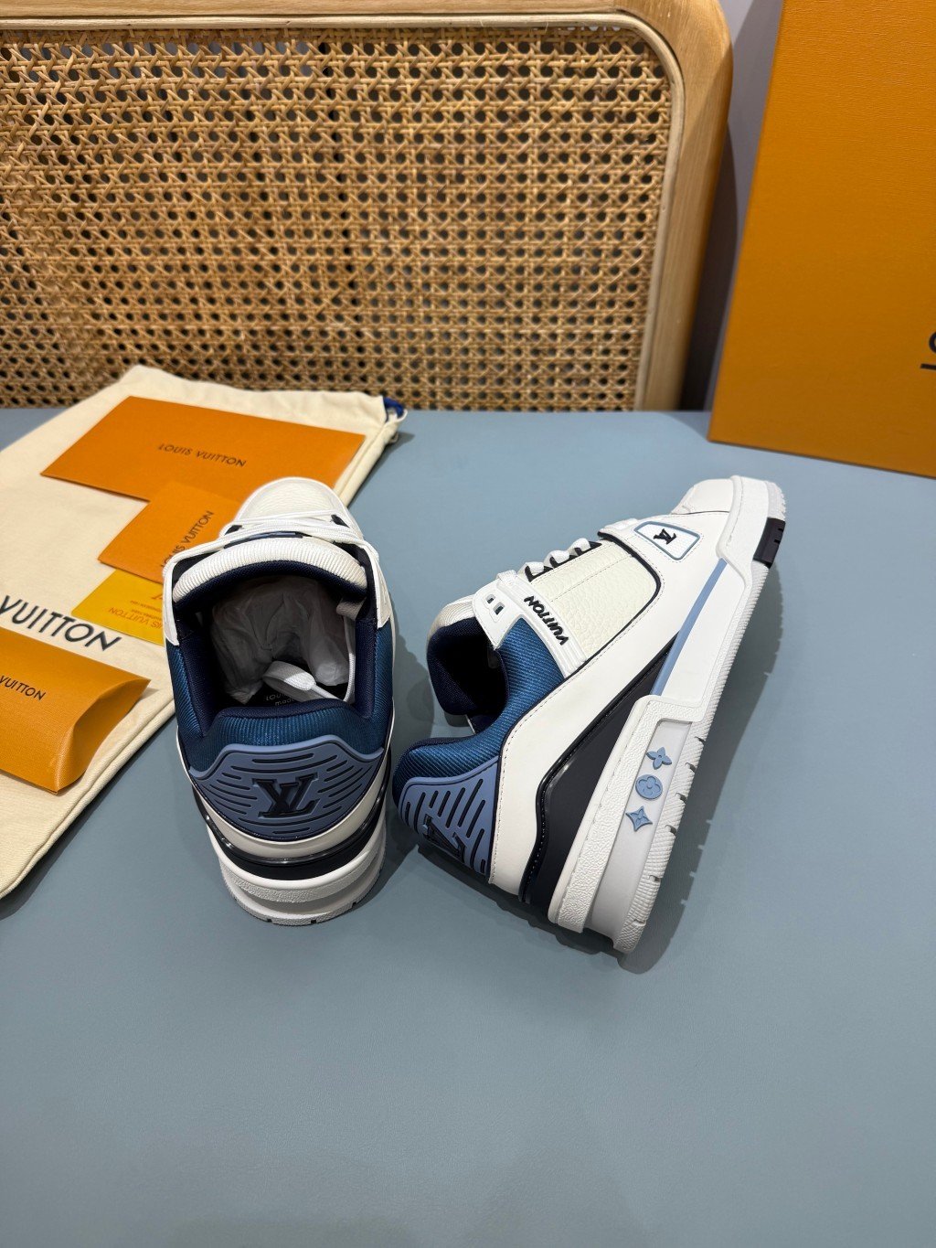 Sneakers Trainer 'Blanc Marine Liseré' — vue 23