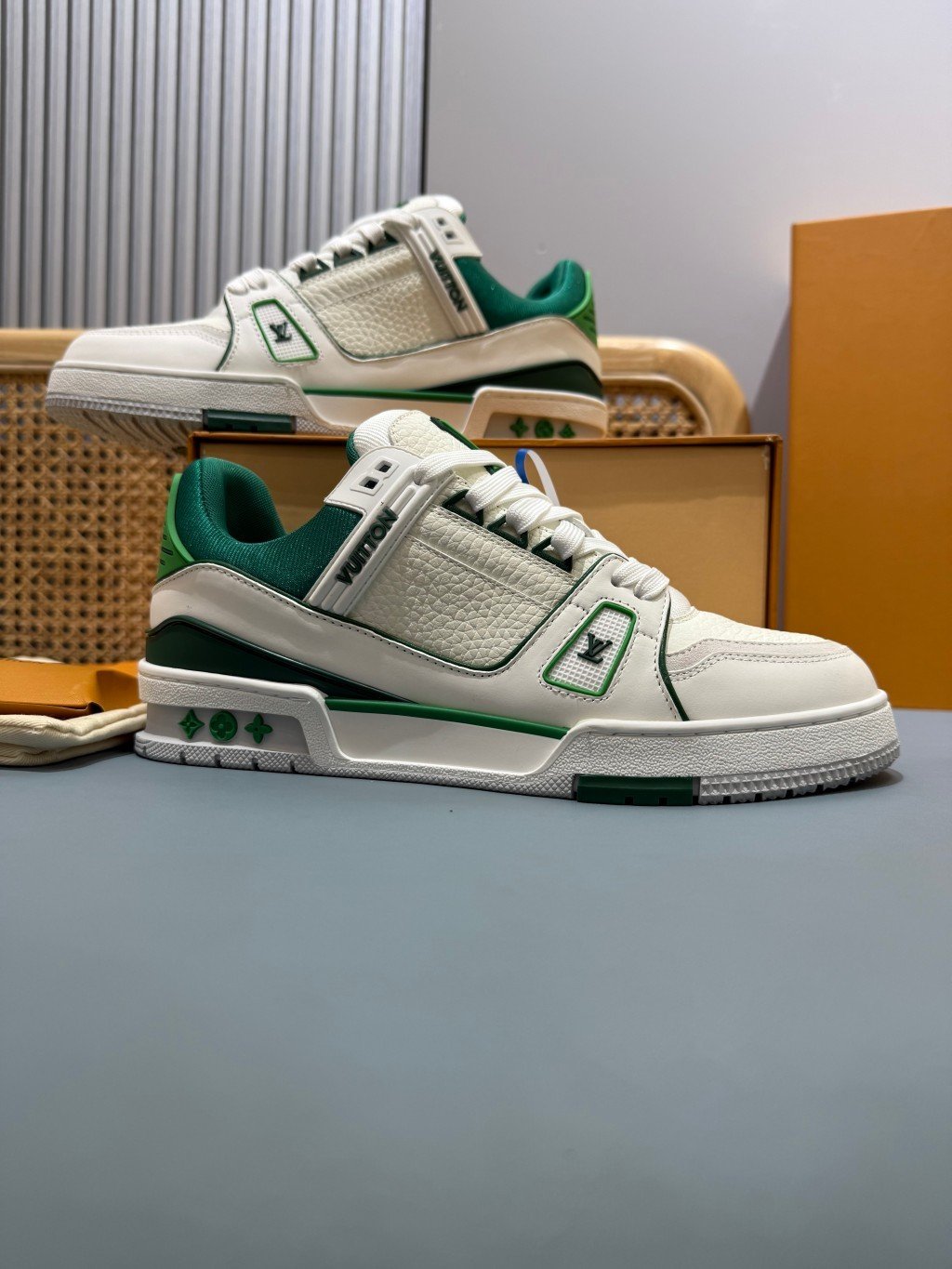 Sneakers Trainer 'Blanc Vert Liseré' — vue 5