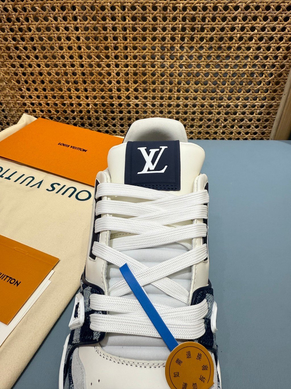 Sneakers Trainer 'Blanc Noir Zébré' — vue 7