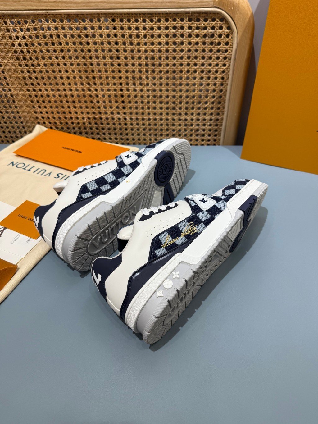 Sneakers Trainer 'Blanc Noir Zébré' — vue 22