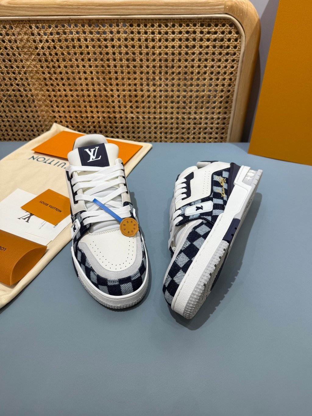 Sneakers Trainer 'Blanc Noir Zébré' — vue 25