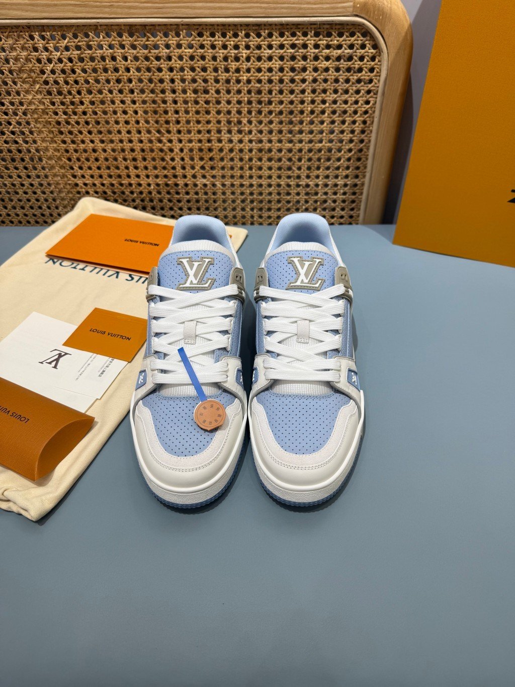 Sneakers Trainer 'Blanc Bleu Pastel' — vue 17