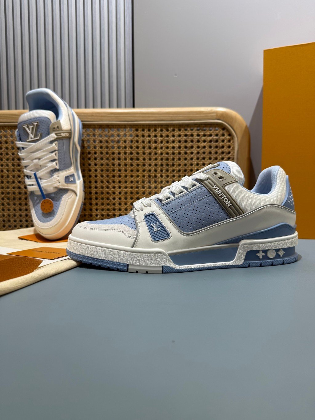 Sneakers Trainer 'Blanc Bleu Pastel' — vue 24