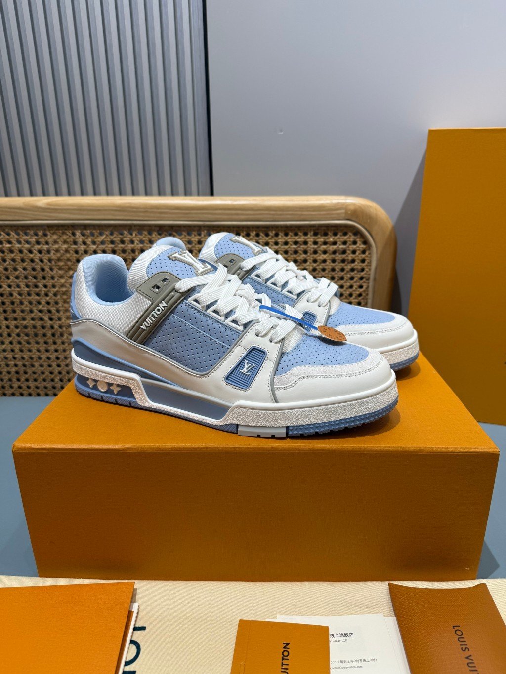 Sneakers Trainer 'Blanc Bleu Pastel' — vue 27