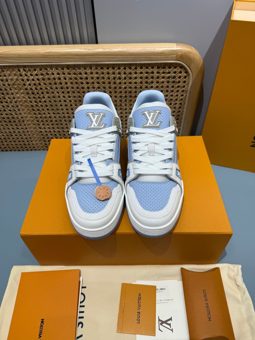 Sneakers Trainer 'Blanc Bleu Pastel' — vue 29