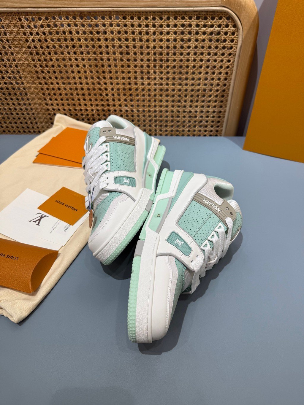 Sneakers Trainer 'Blanc Vert Menthe' — vue 14