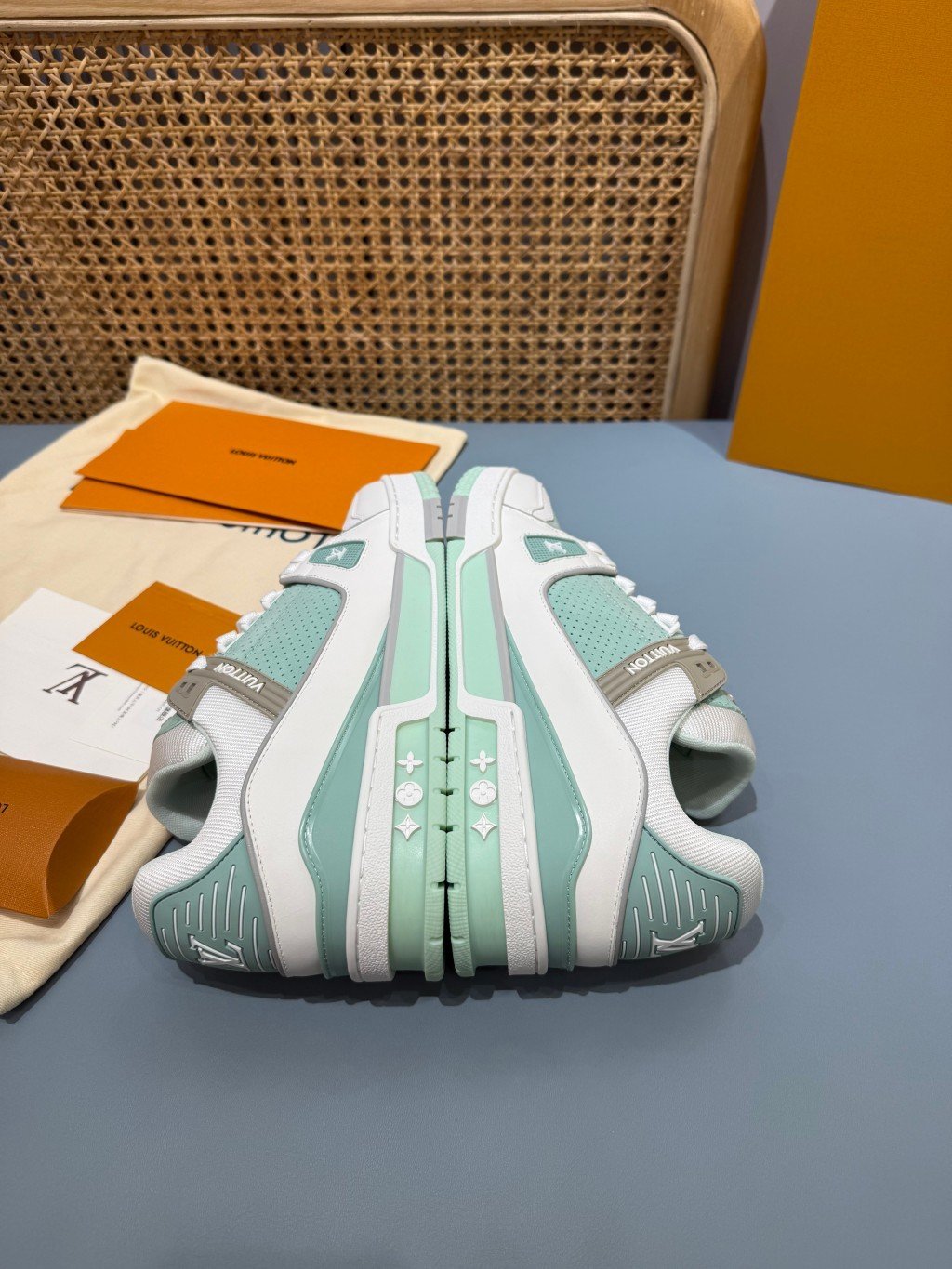 Sneakers Trainer 'Blanc Vert Menthe' — vue 19
