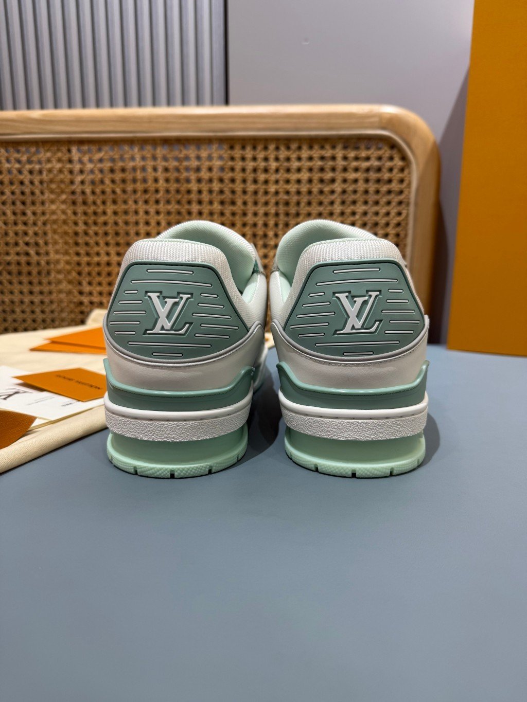 Sneakers Trainer 'Blanc Vert Menthe' — vue 20