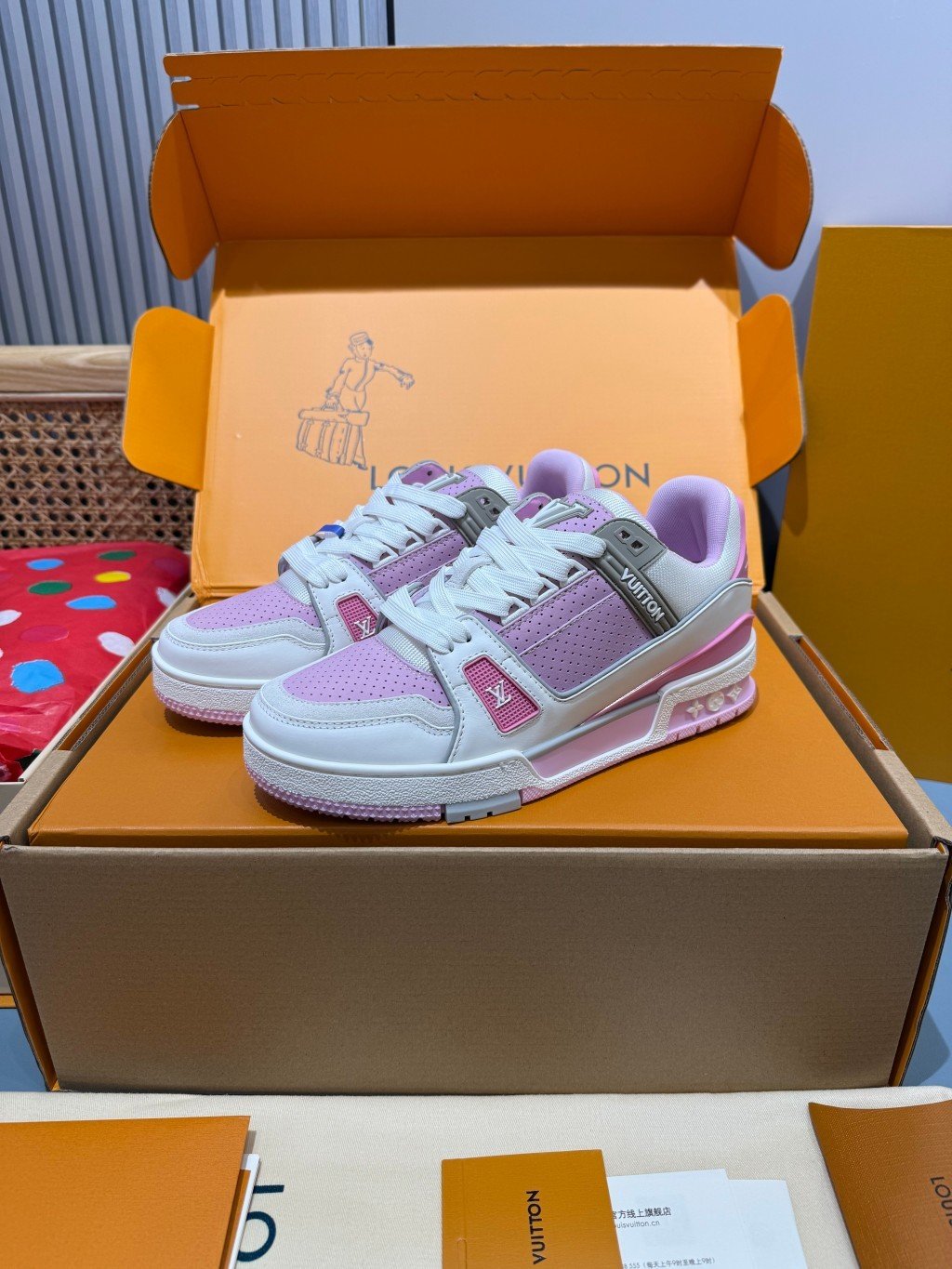 Sneakers Trainer 'Blanc Rose Pastel' — vue 4