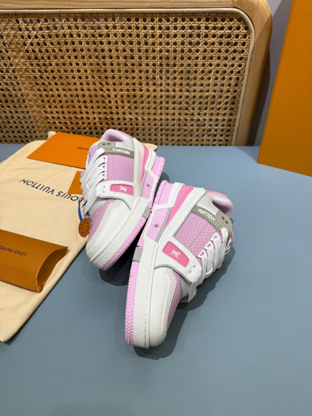 Sneakers Trainer 'Blanc Rose Pastel' — vue 14