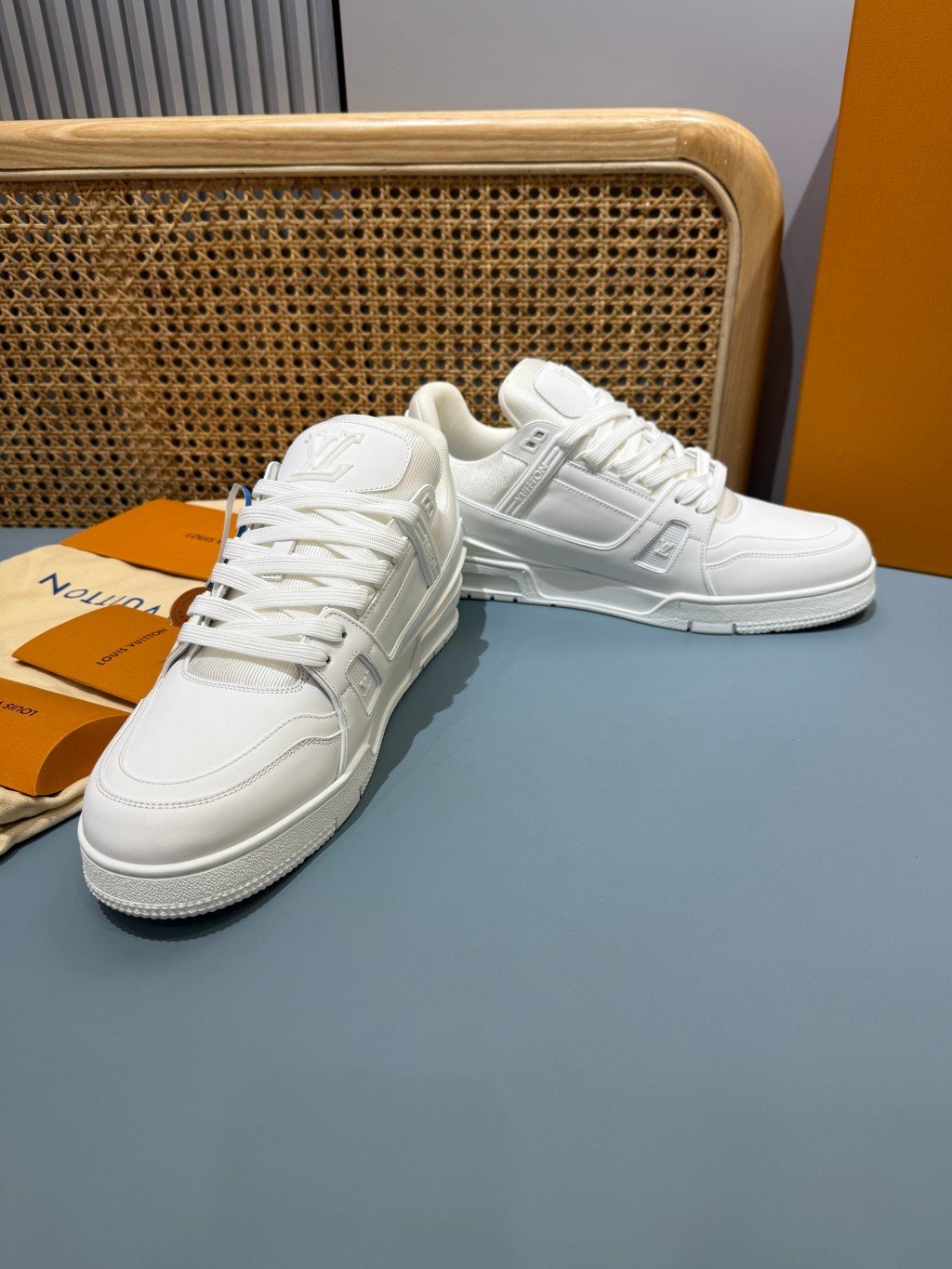 Sneakers Trainer 'Blanc Perle' — vue 34