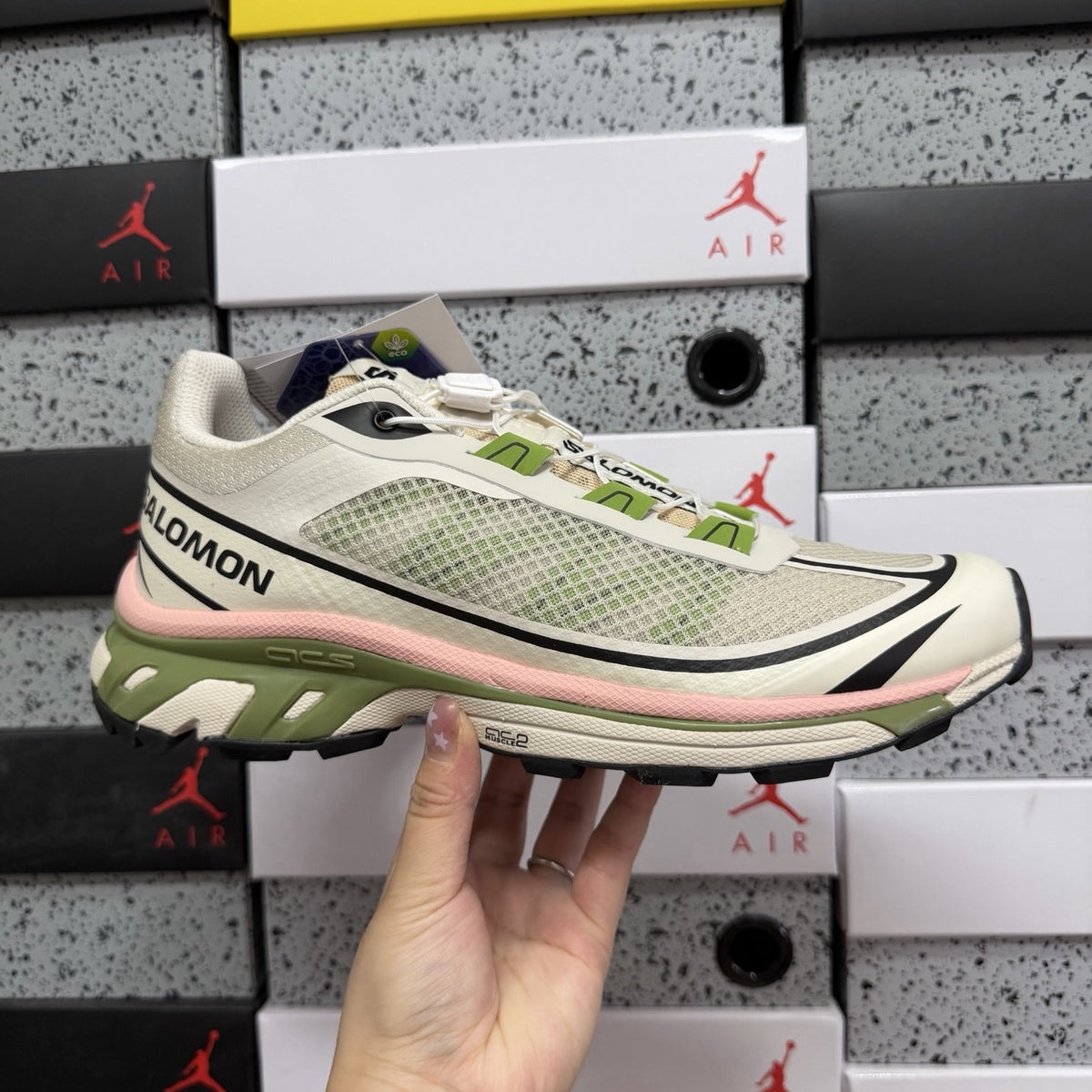 Sneakers XT-6 'Beige Pink' — vue 3