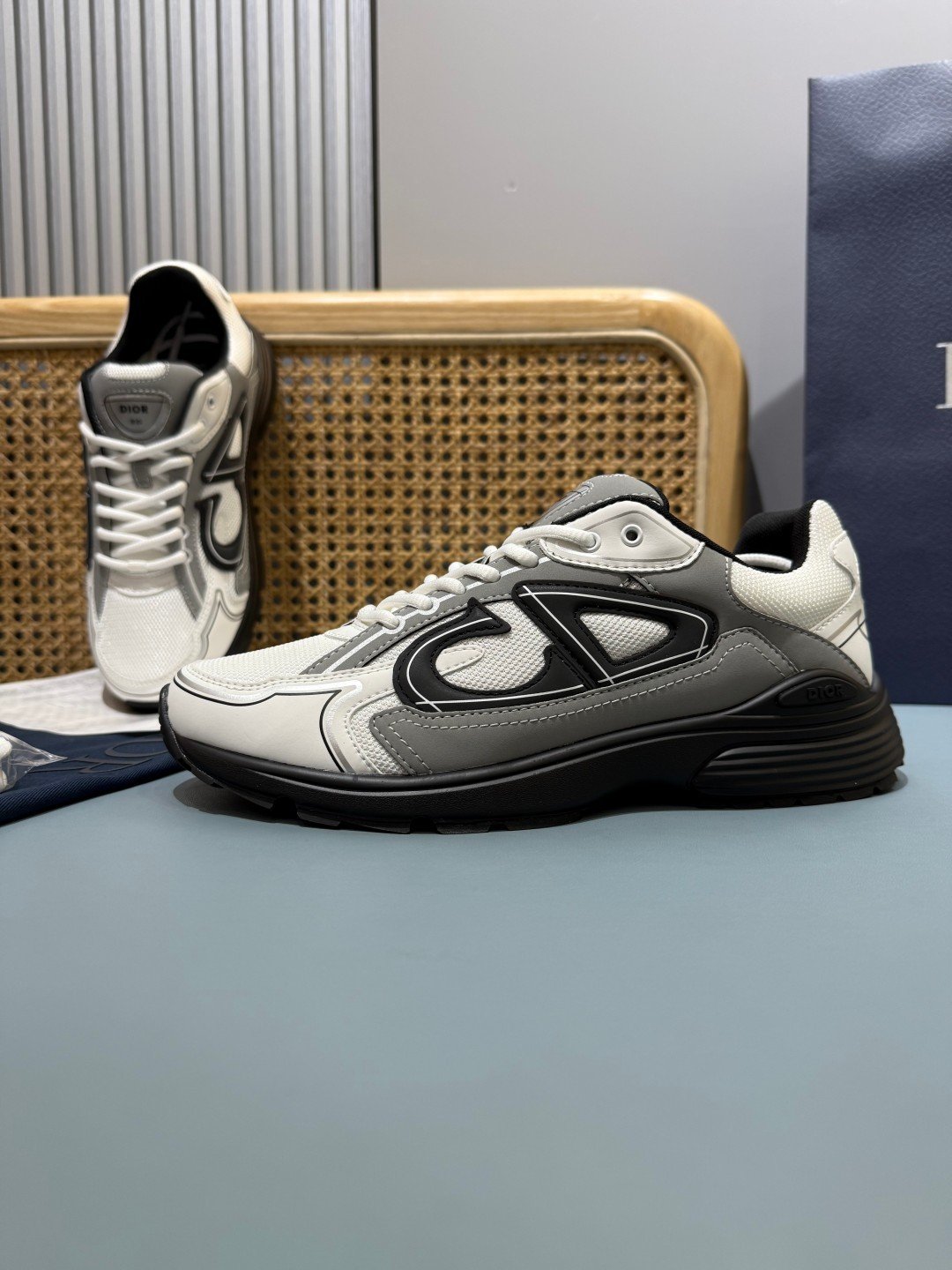 Sneakers B30 'Blanc et Noir' — vue 24