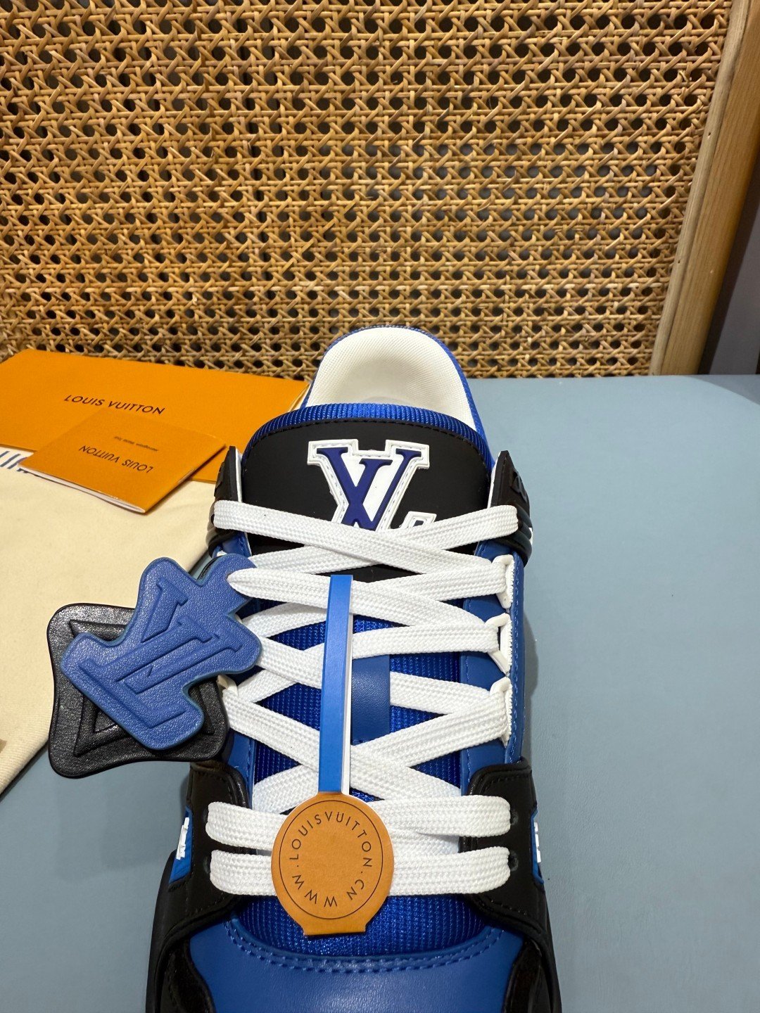 Sneakers Trainer 'Noir Bleu Roi' — vue 7