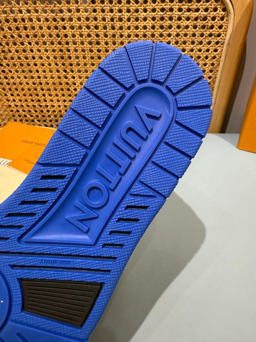 Sneakers Trainer 'Noir Bleu Roi' — vue 9