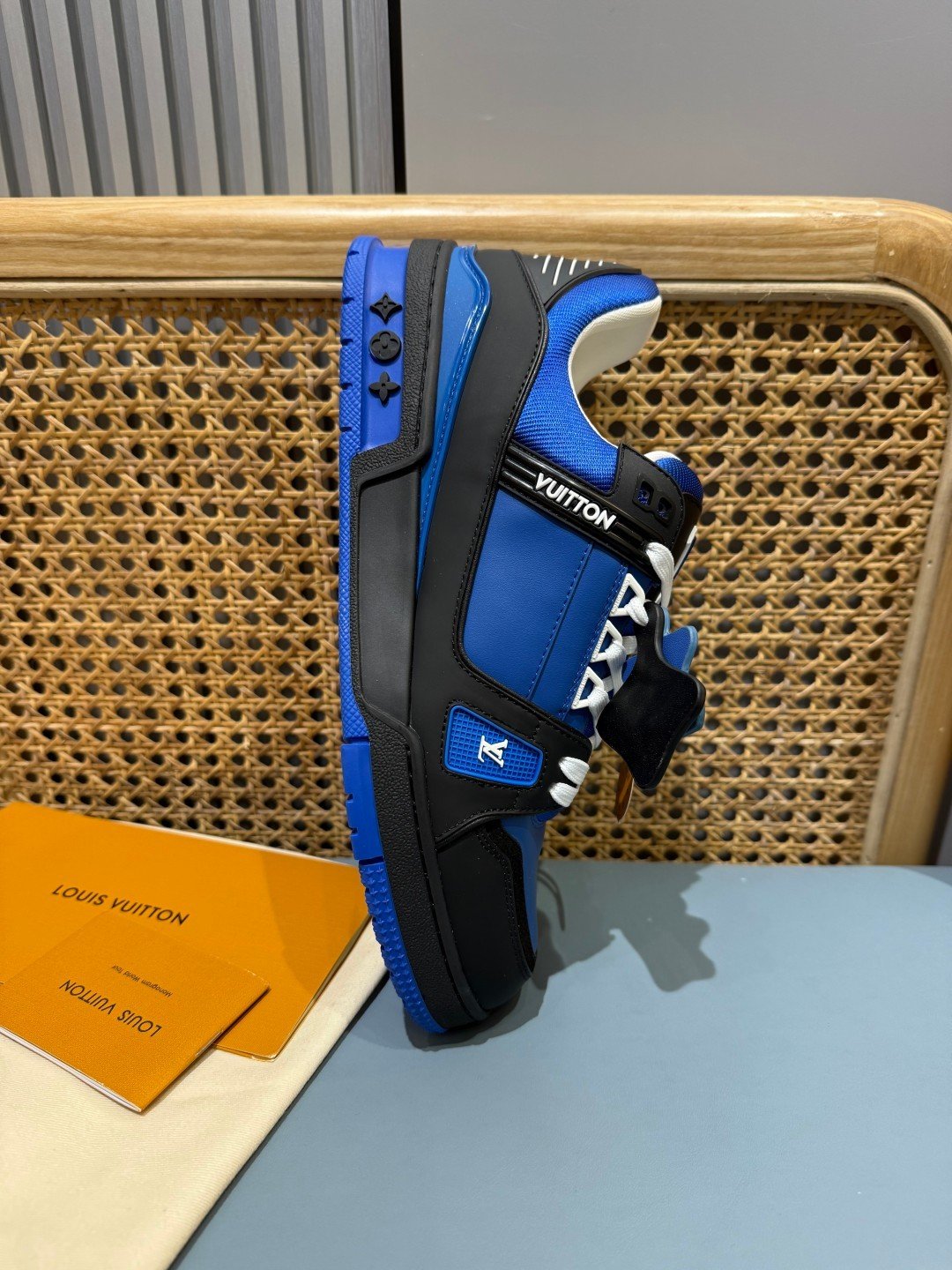 Sneakers Trainer 'Noir Bleu Roi' — vue 12