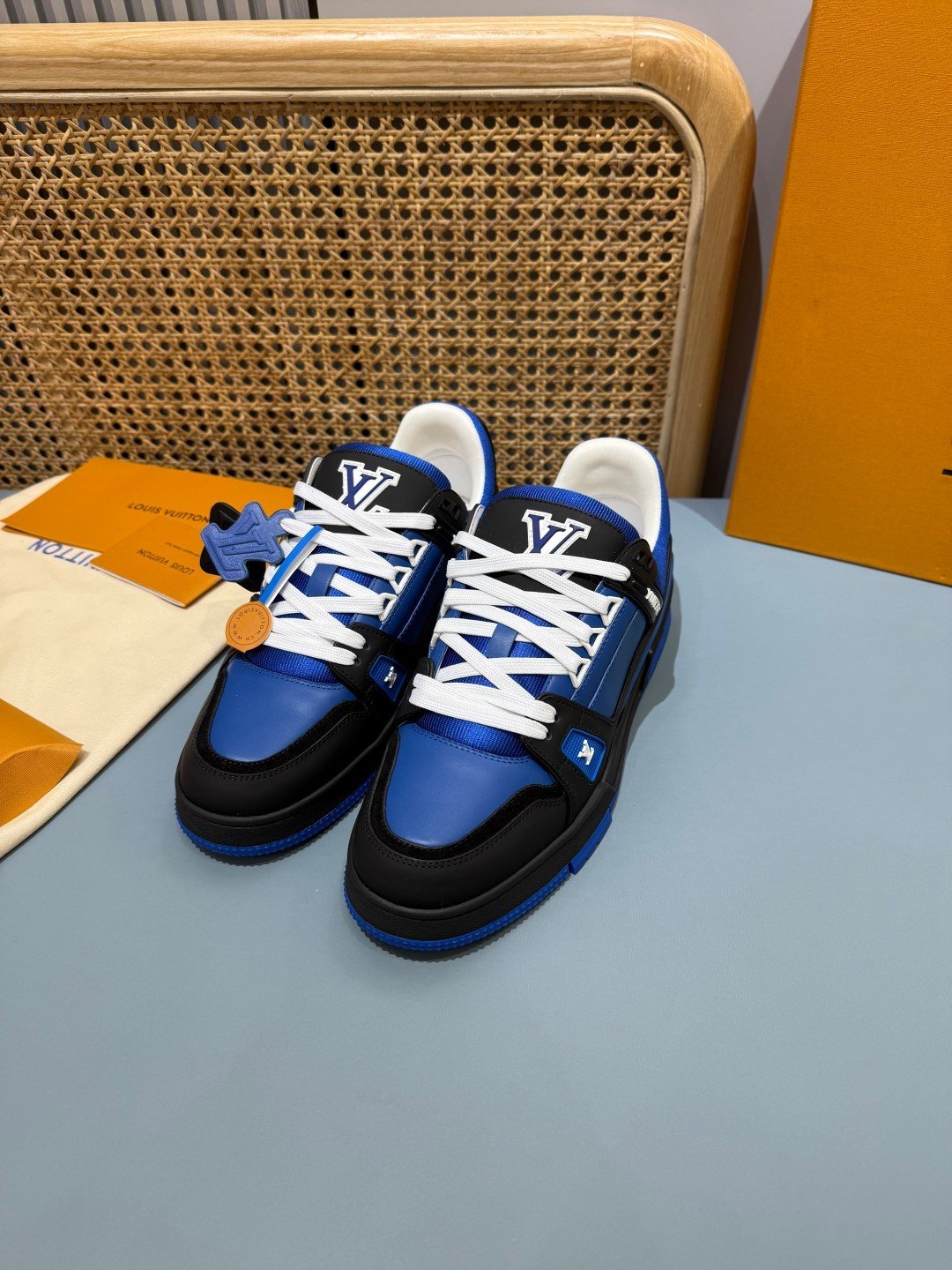 Sneakers Trainer 'Noir Bleu Roi' — vue 14