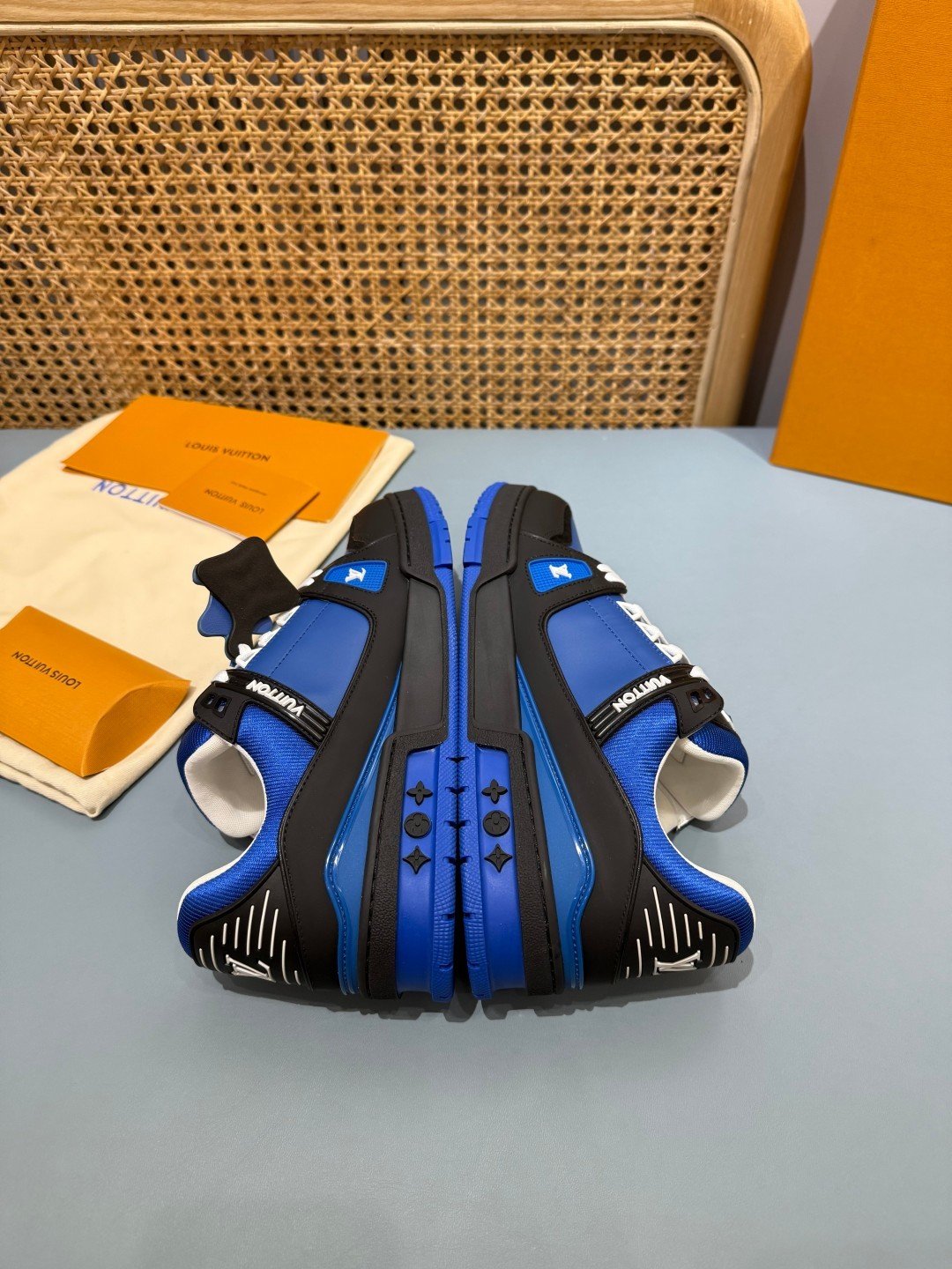 Sneakers Trainer 'Noir Bleu Roi' — vue 18