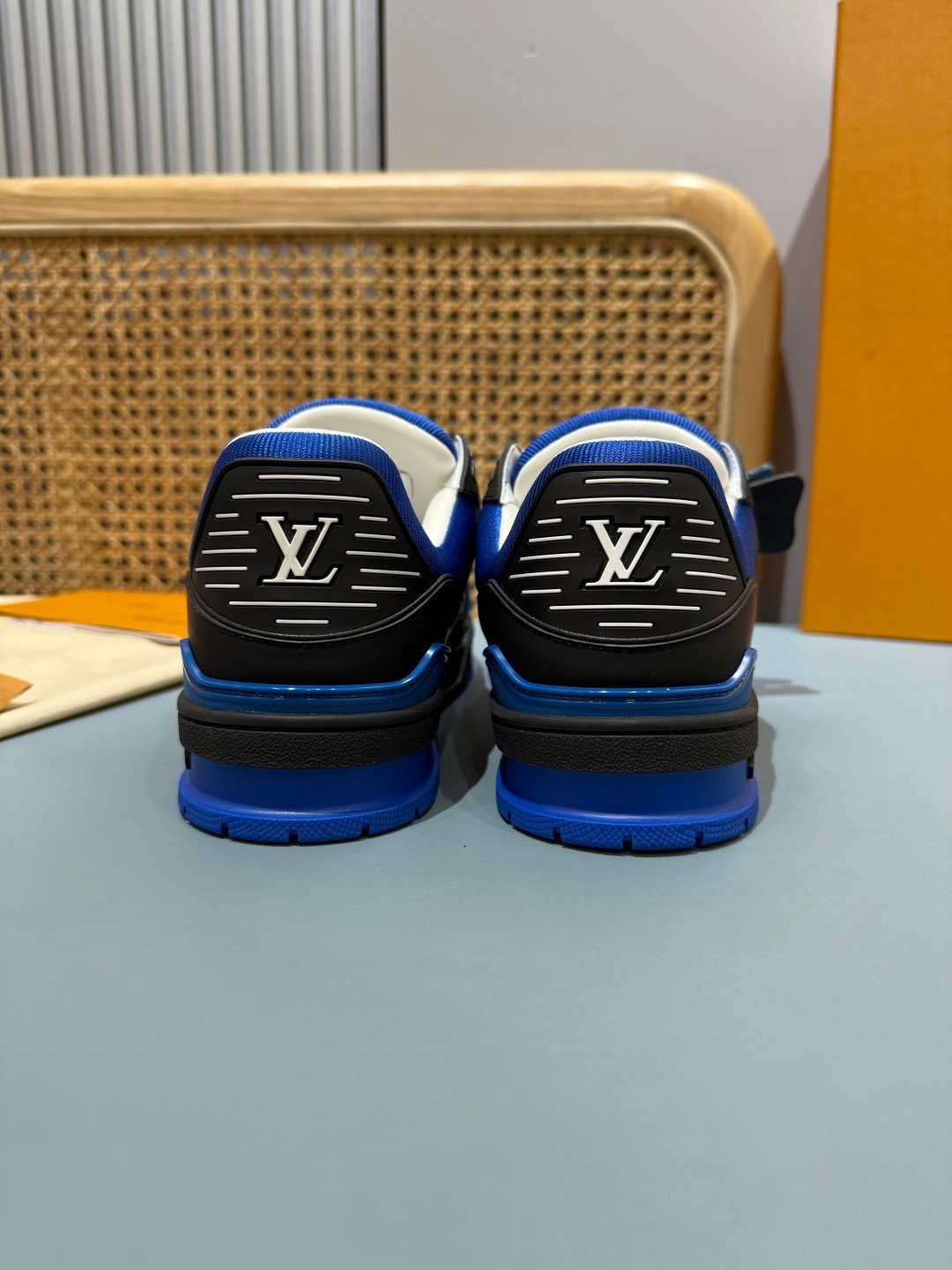 Sneakers Trainer 'Noir Bleu Roi' — vue 19