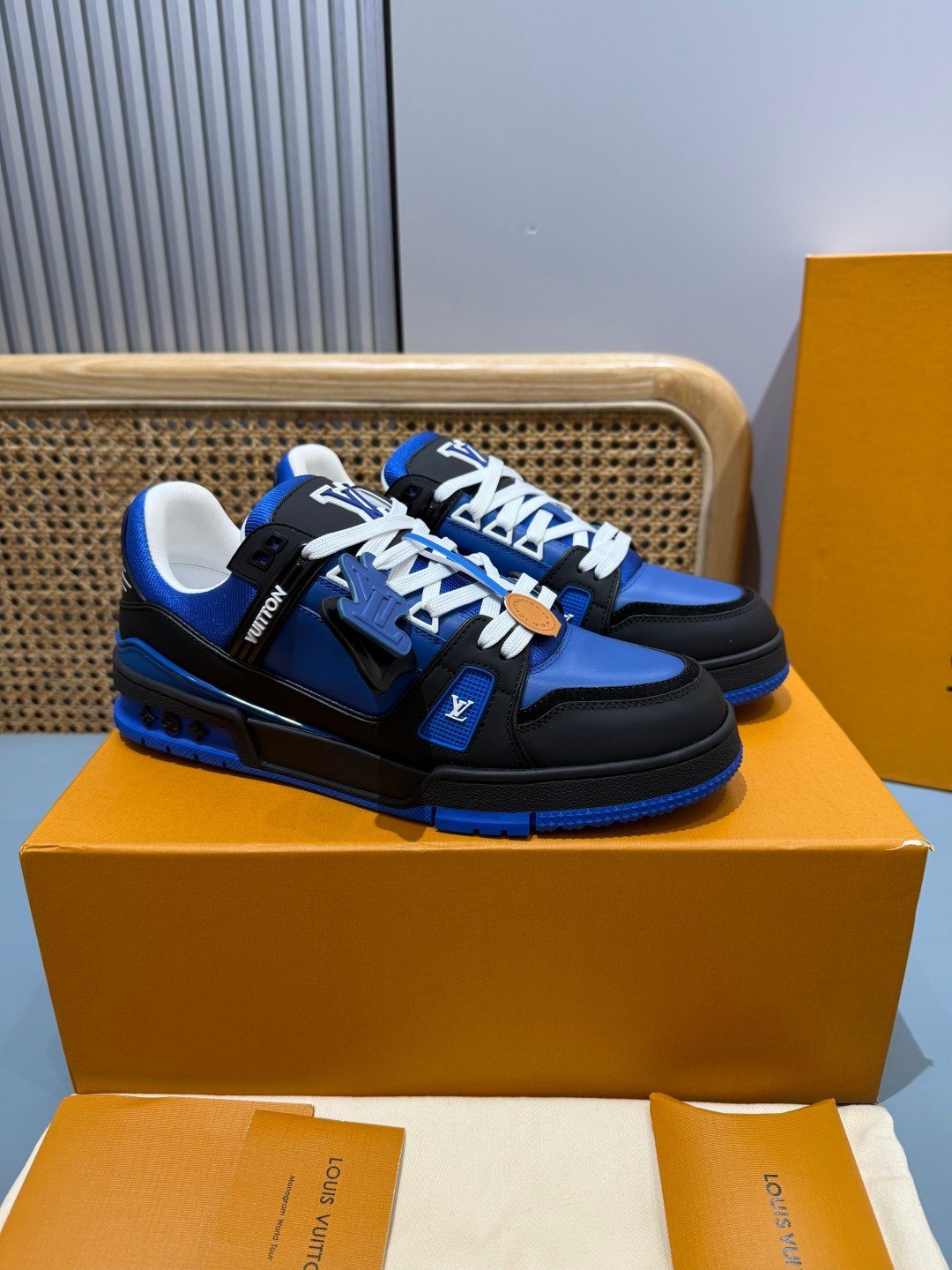 Sneakers Trainer 'Noir Bleu Roi' — vue 21