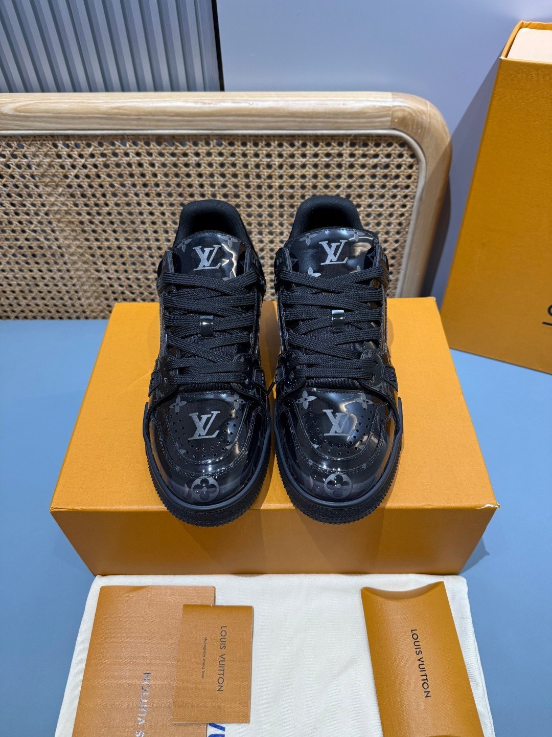 Sneakers Trainer 'Noir Brillant' — vue 4