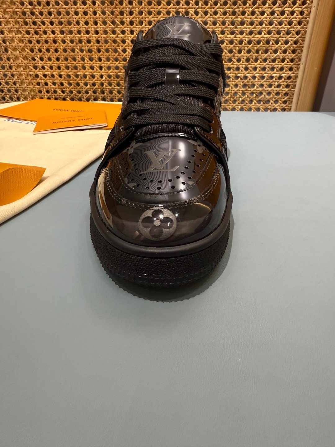 Sneakers Trainer 'Noir Brillant' — vue 8