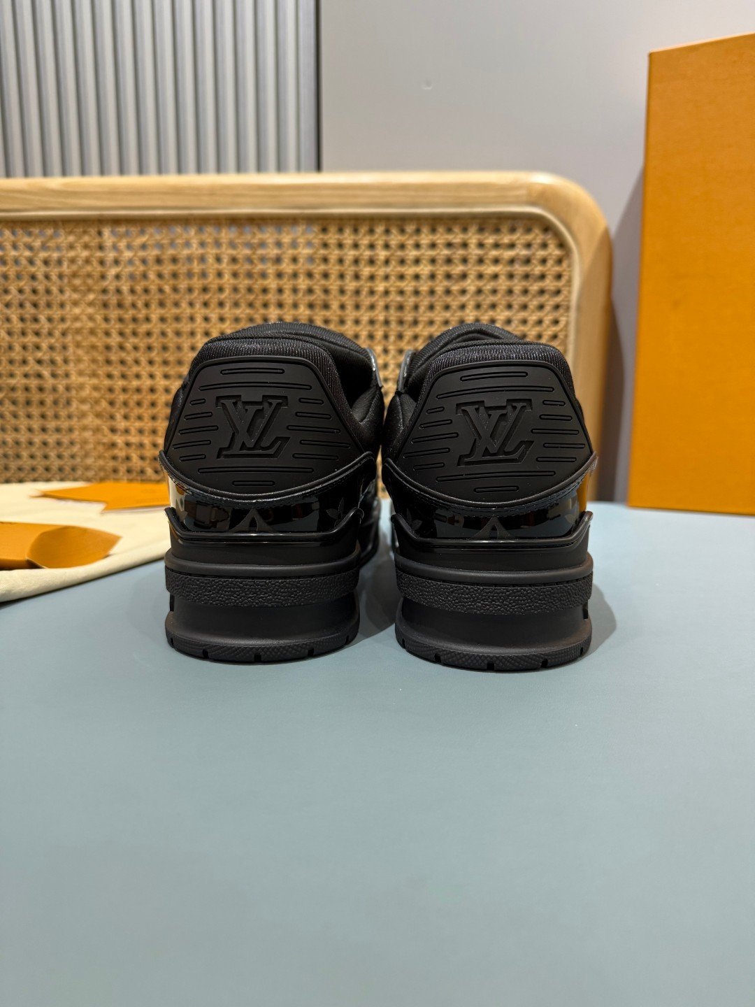Sneakers Trainer 'Noir Brillant' — vue 20