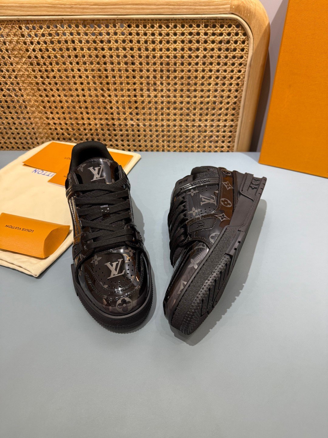 Sneakers Trainer 'Noir Brillant' — vue 25