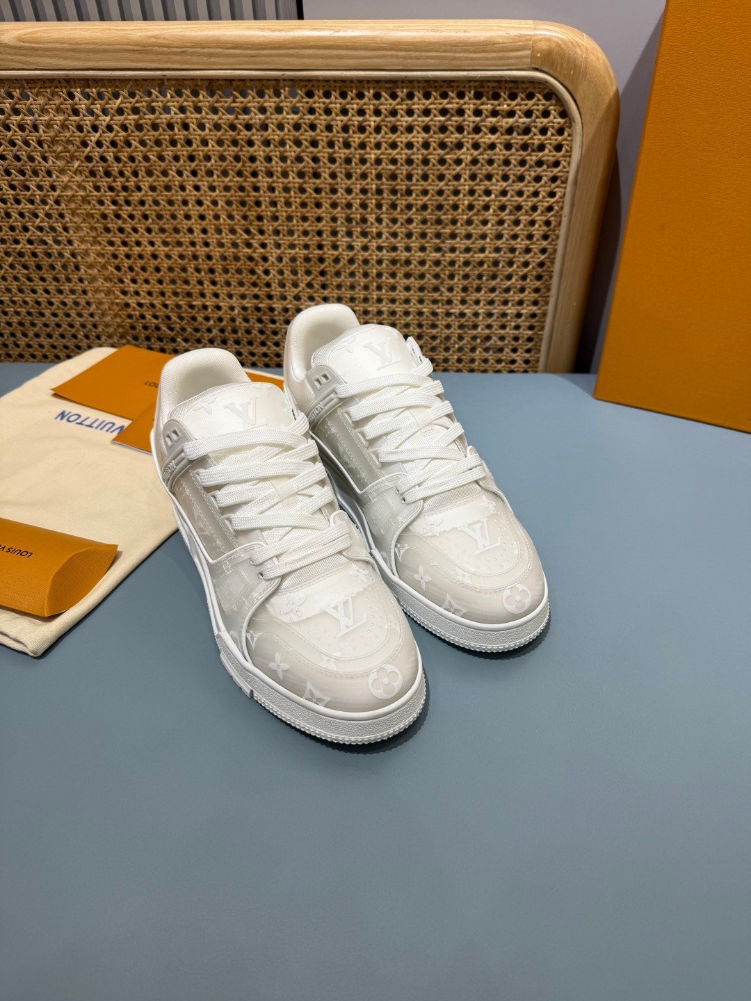 Sneakers Trainer 'Blanc Glacé' — vue 16