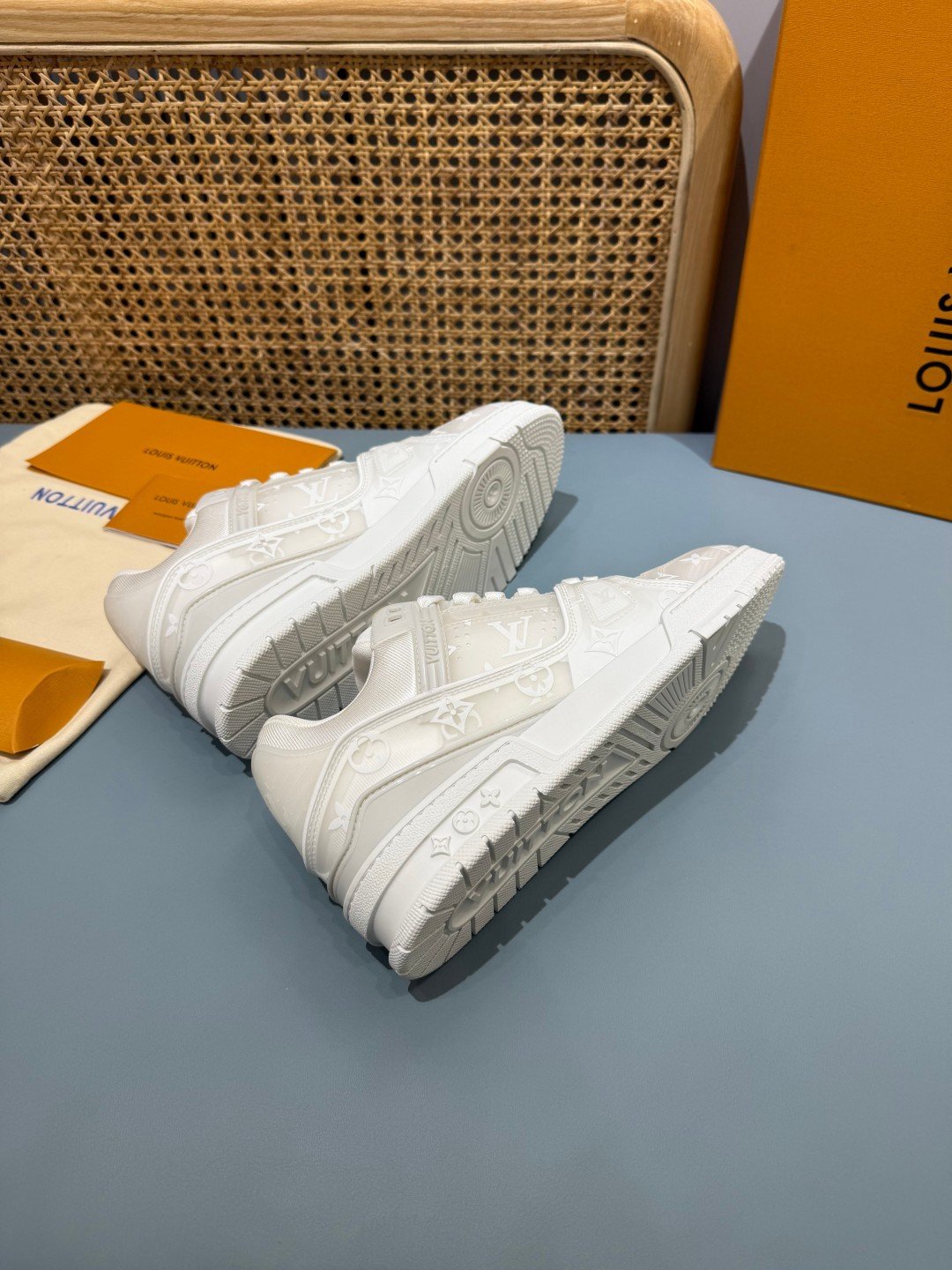 Sneakers Trainer 'Blanc Glacé' — vue 22