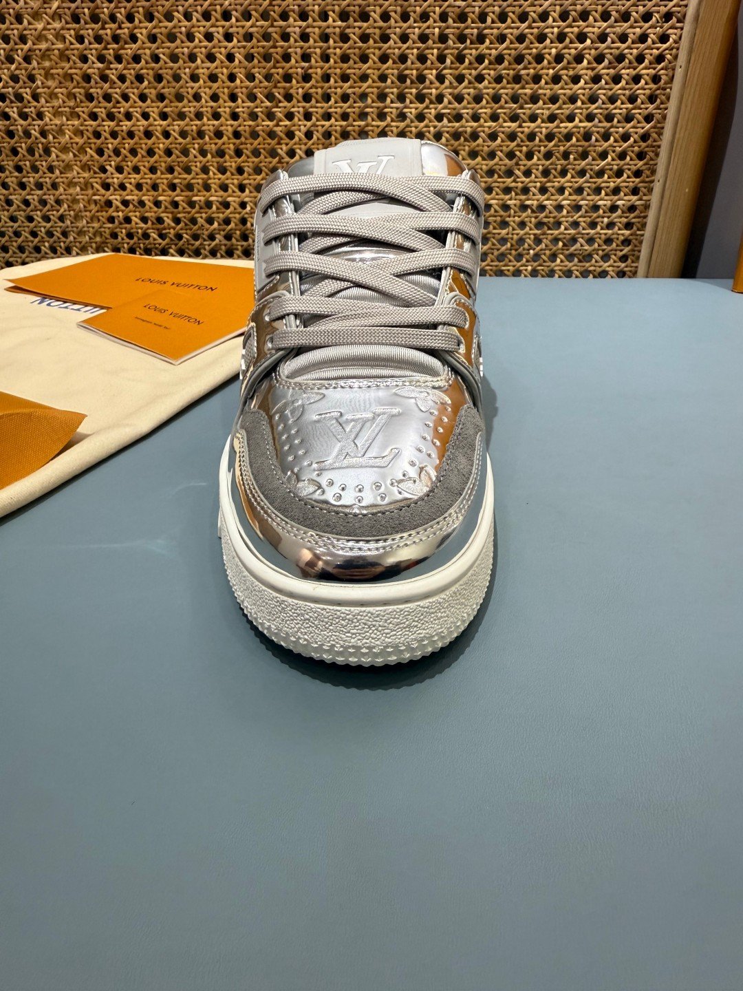 Sneakers Trainer 'Argent Chromé' — vue 7