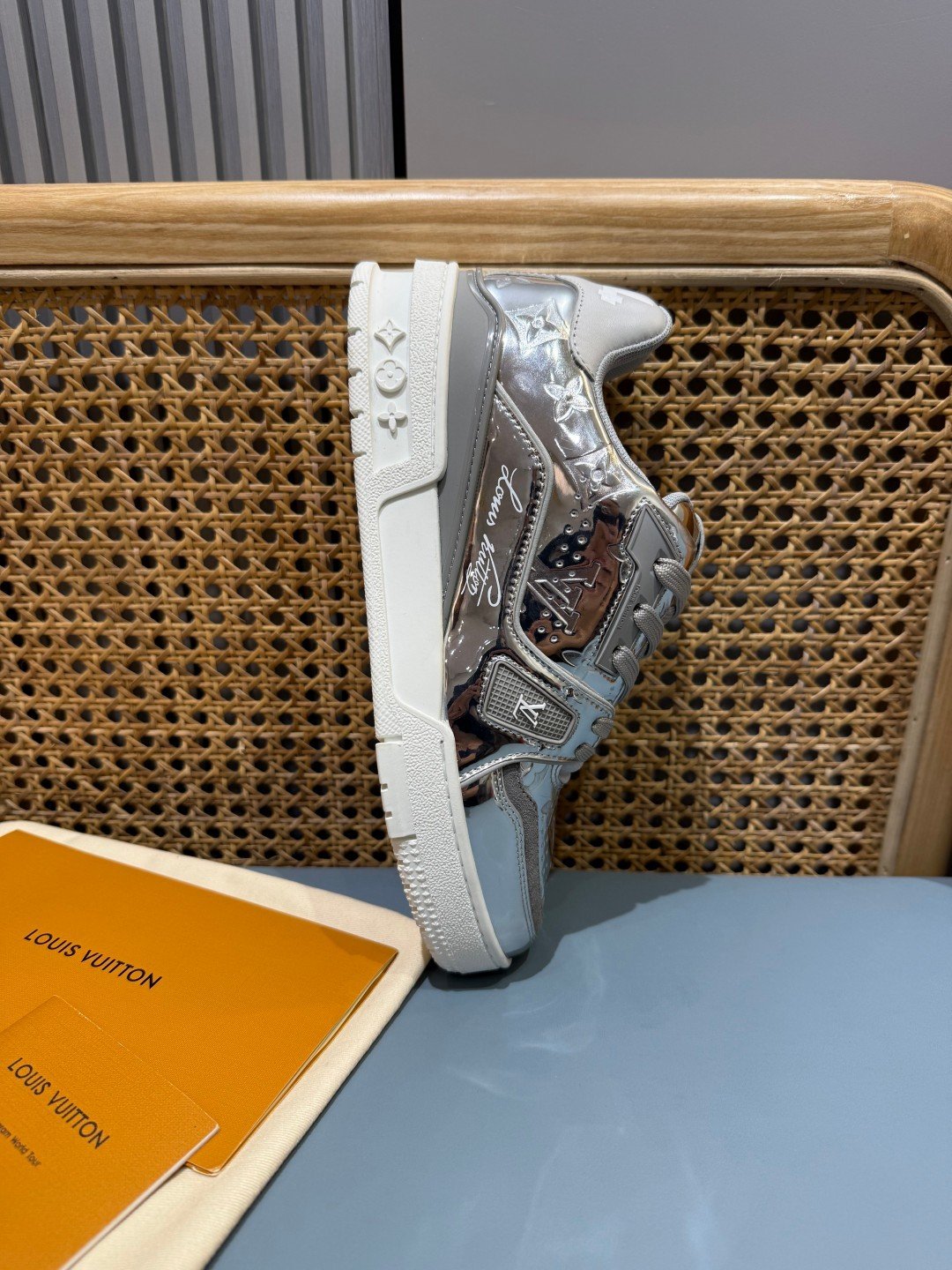Sneakers Trainer 'Argent Chromé' — vue 12