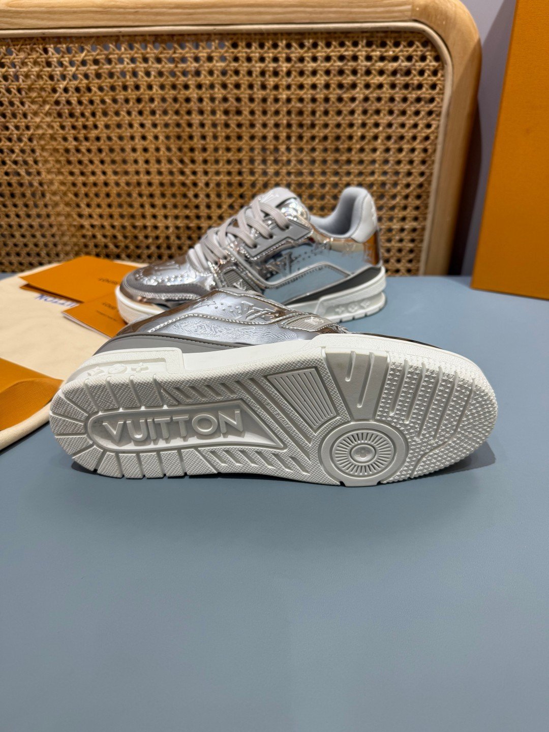 Sneakers Trainer 'Argent Chromé' — vue 17