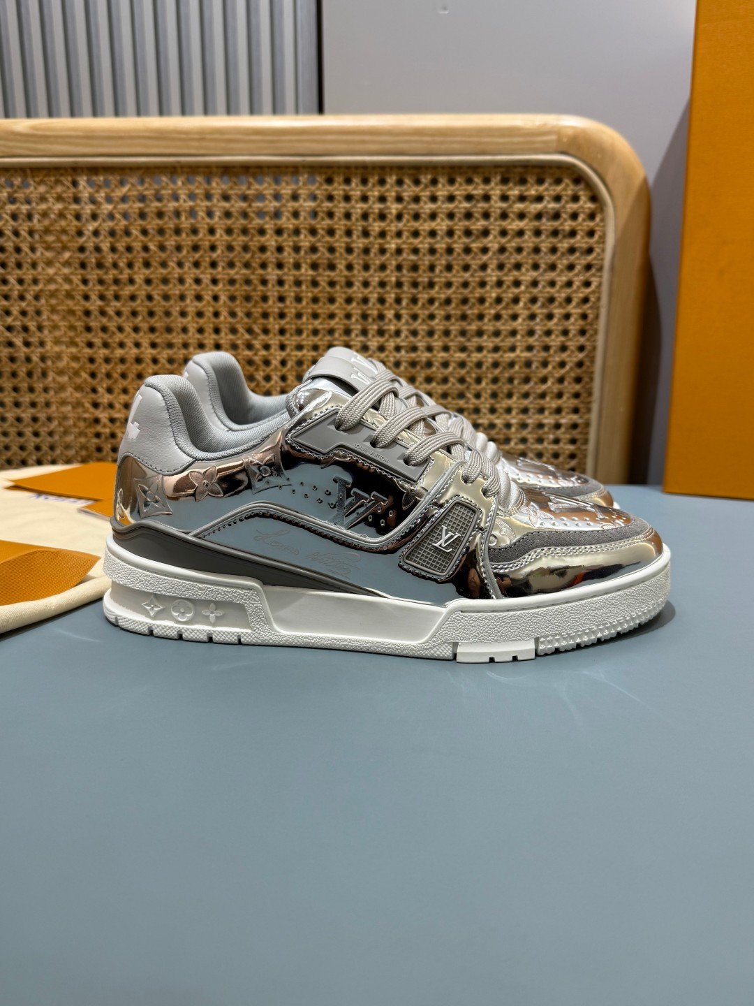 Sneakers Trainer 'Argent Chromé' — vue 20