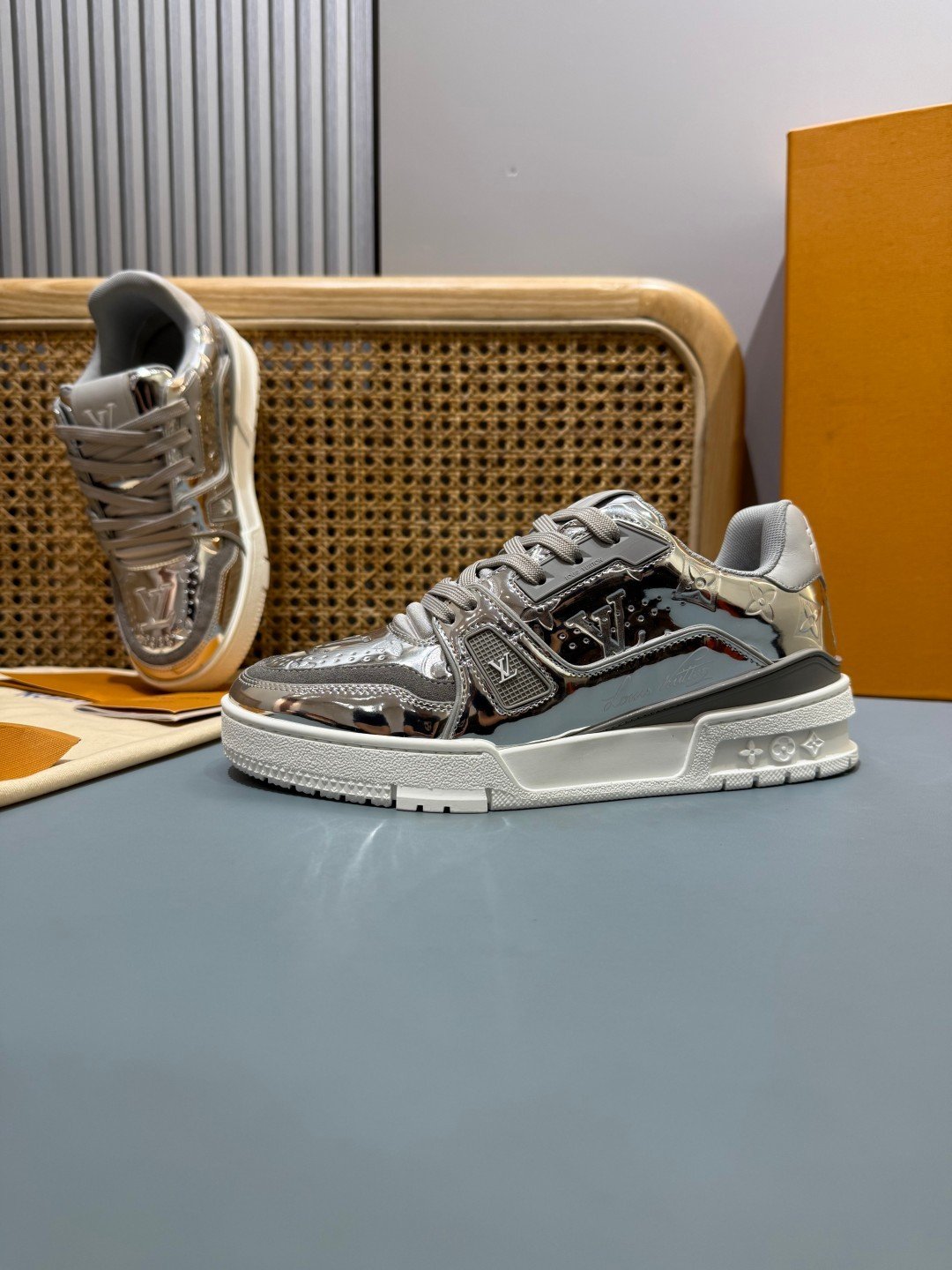 Sneakers Trainer 'Argent Chromé' — vue 23