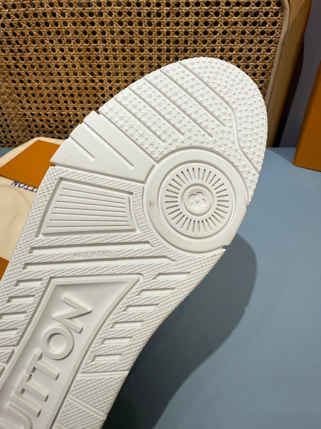Sneakers Trainer 'Cuivre Métallisé' — vue 6