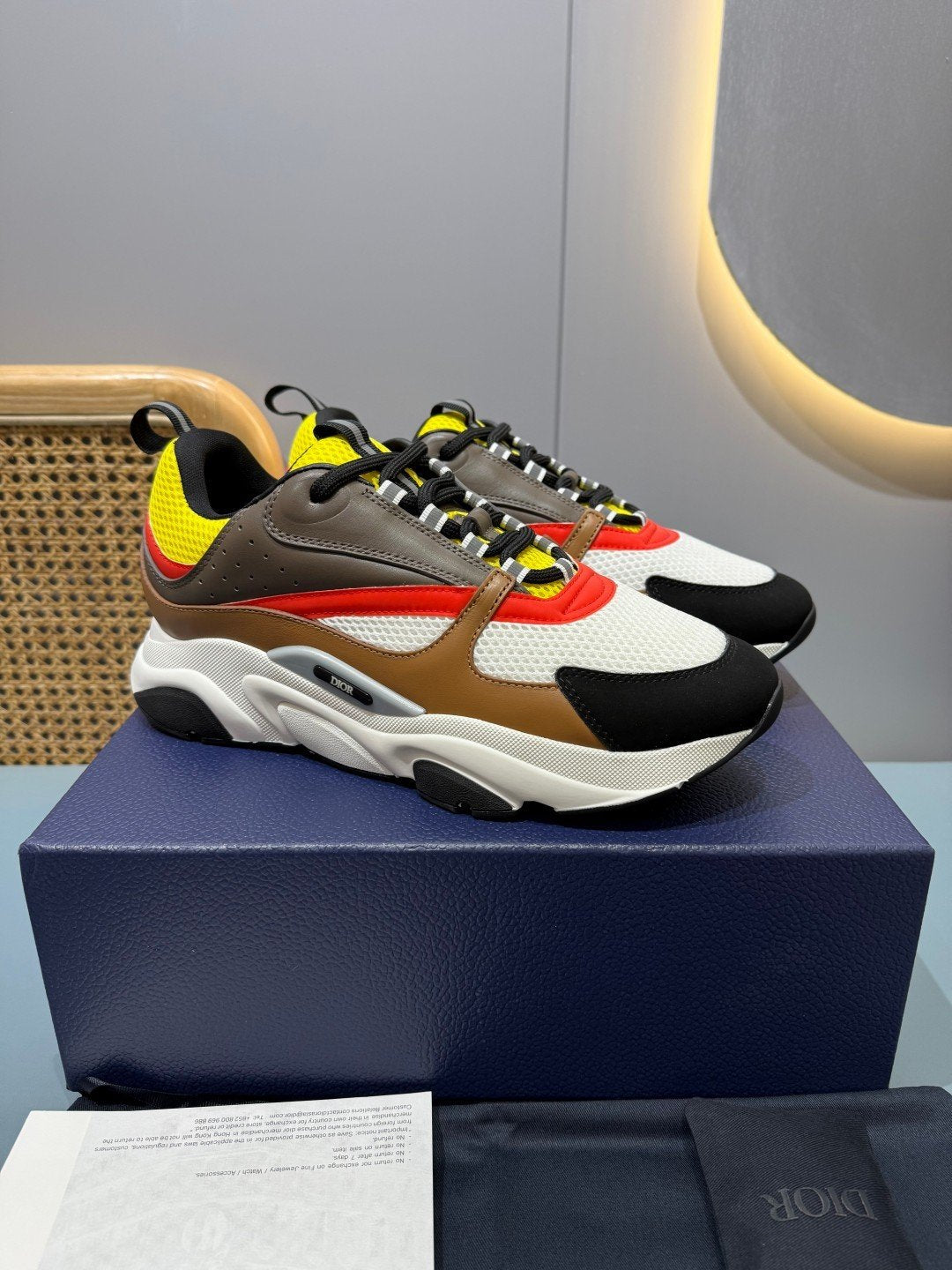 Sneakers B22 'Noir Orange Jaune' — vue 3