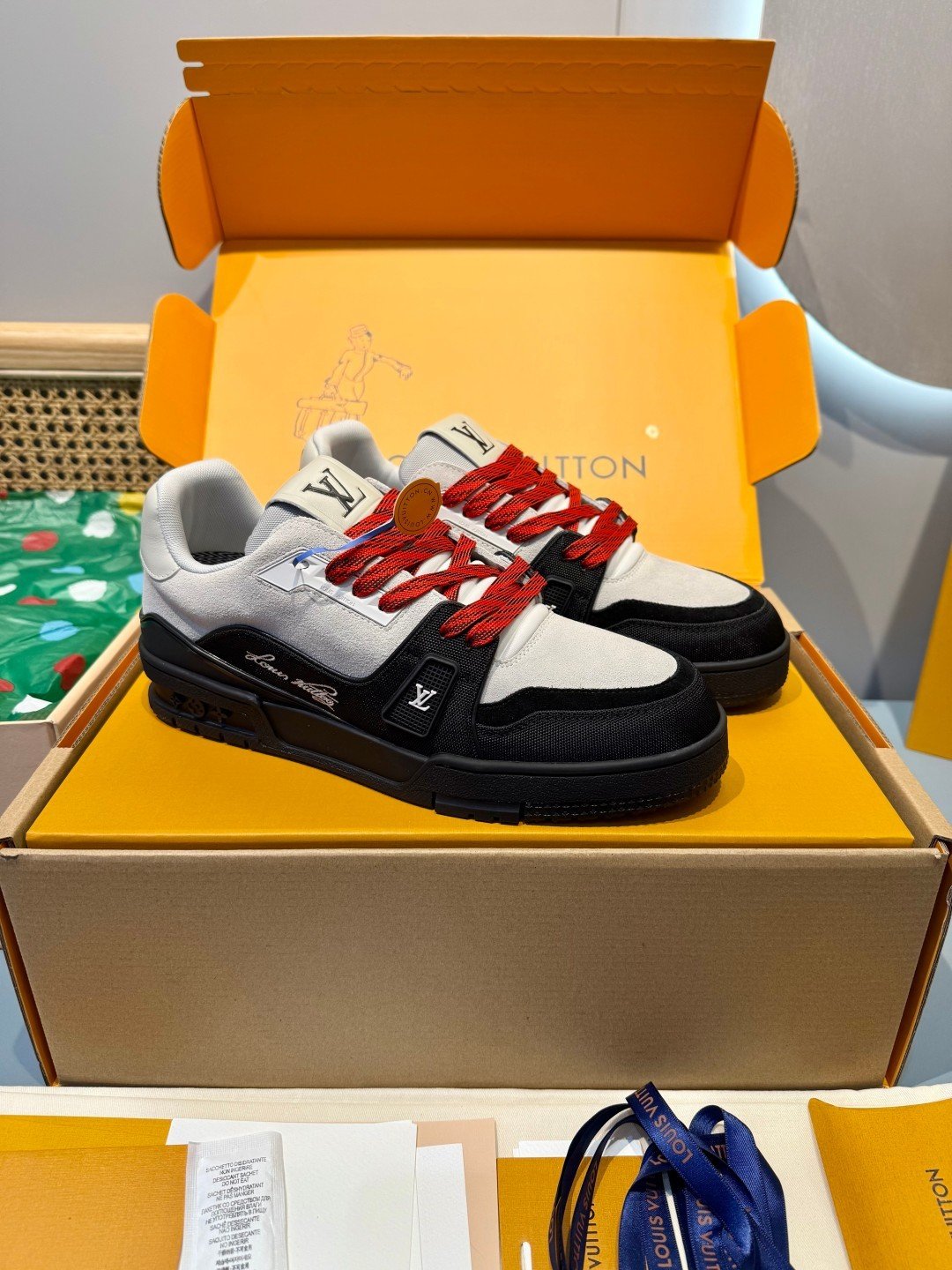 Sneakers Trainer 'Blanc Noir Rouge'