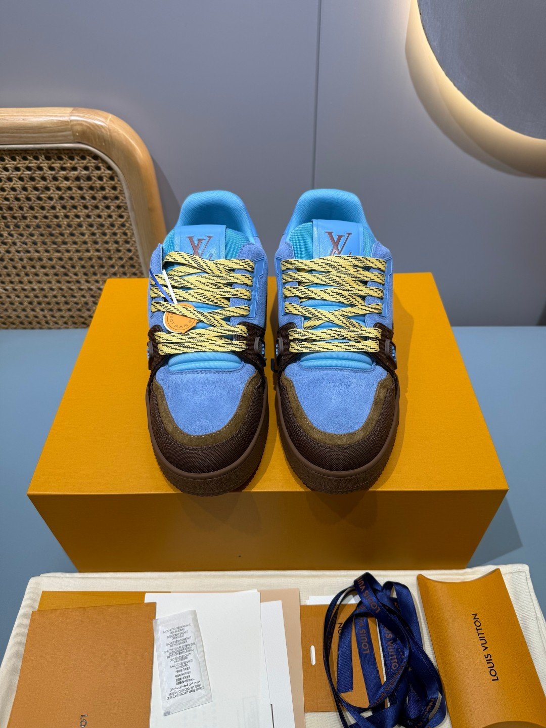 Sneakers Trainer 'Bleu Marron' — vue 2