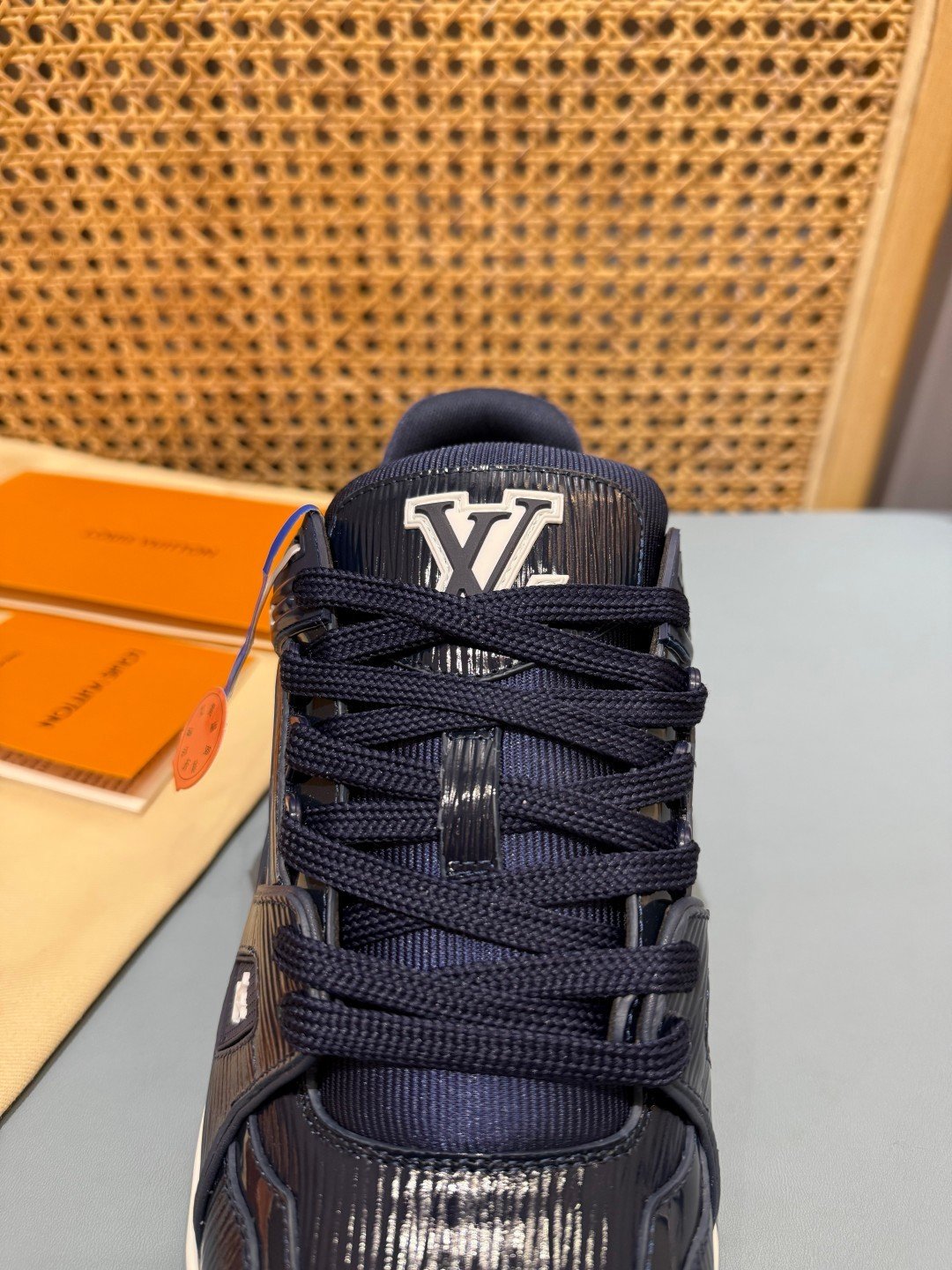 Sneakers Trainer 'Bleu Marine Verni' — vue 8