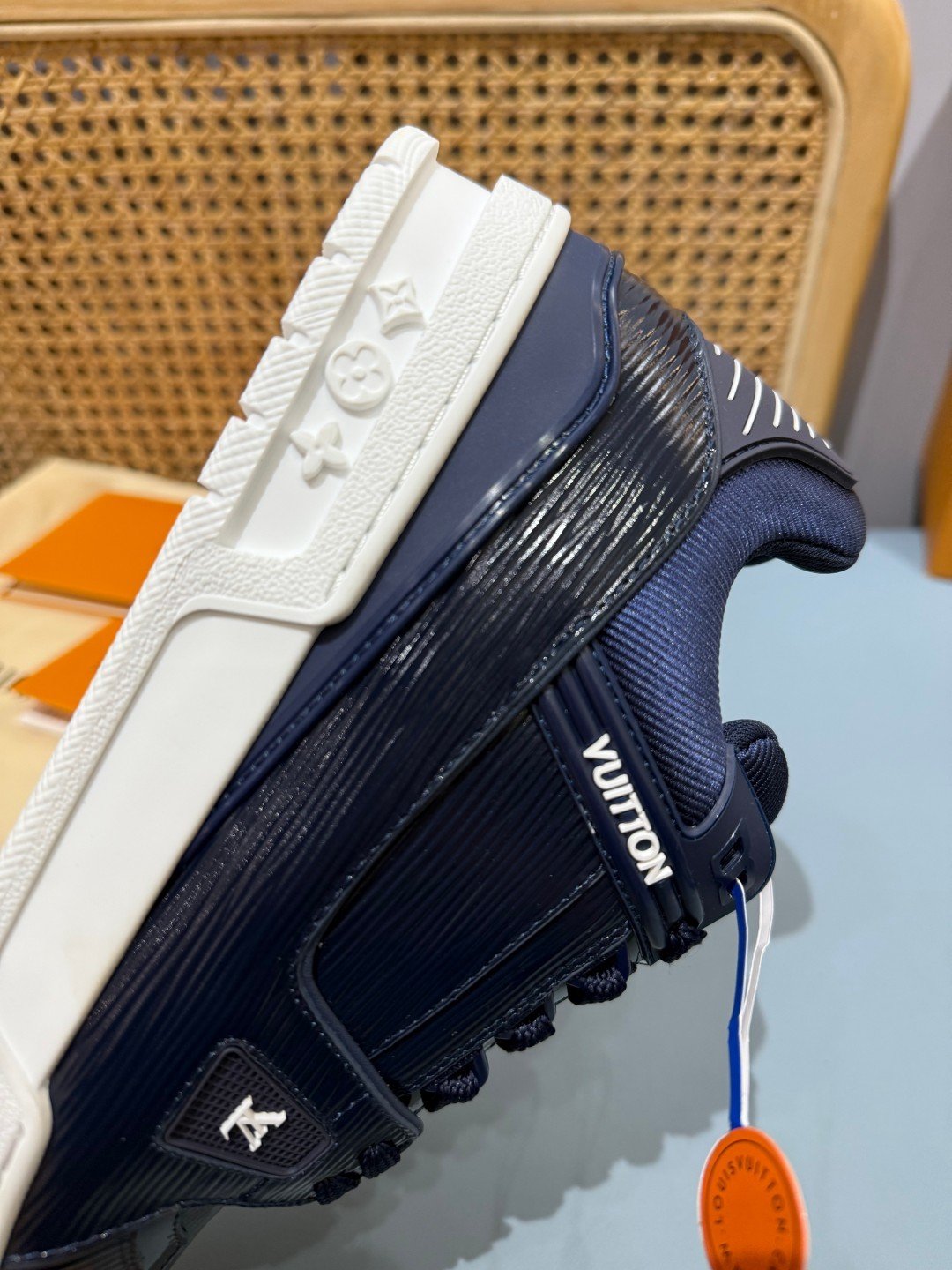 Sneakers Trainer 'Bleu Marine Verni' — vue 12