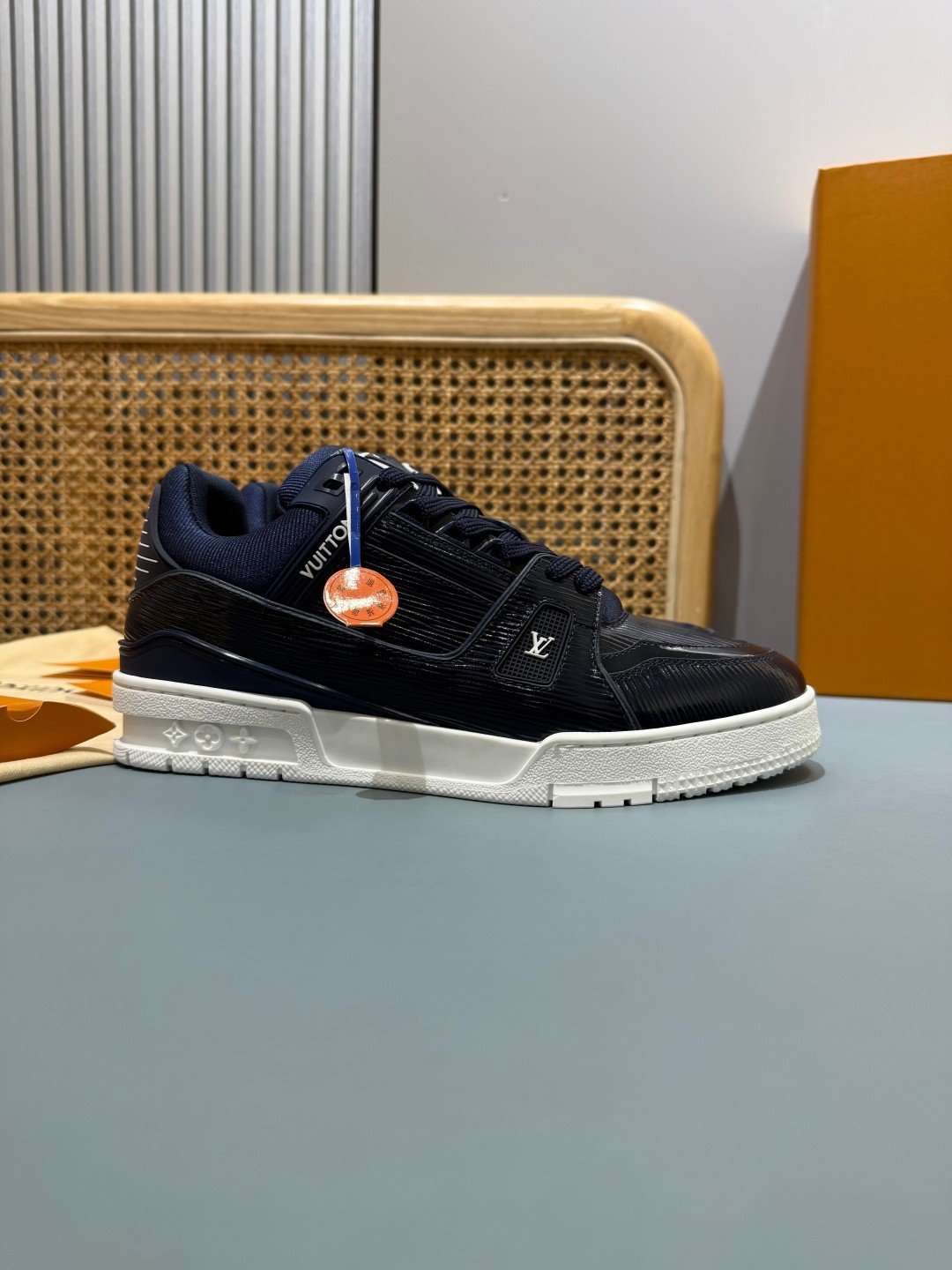 Sneakers Trainer 'Bleu Marine Verni' — vue 22