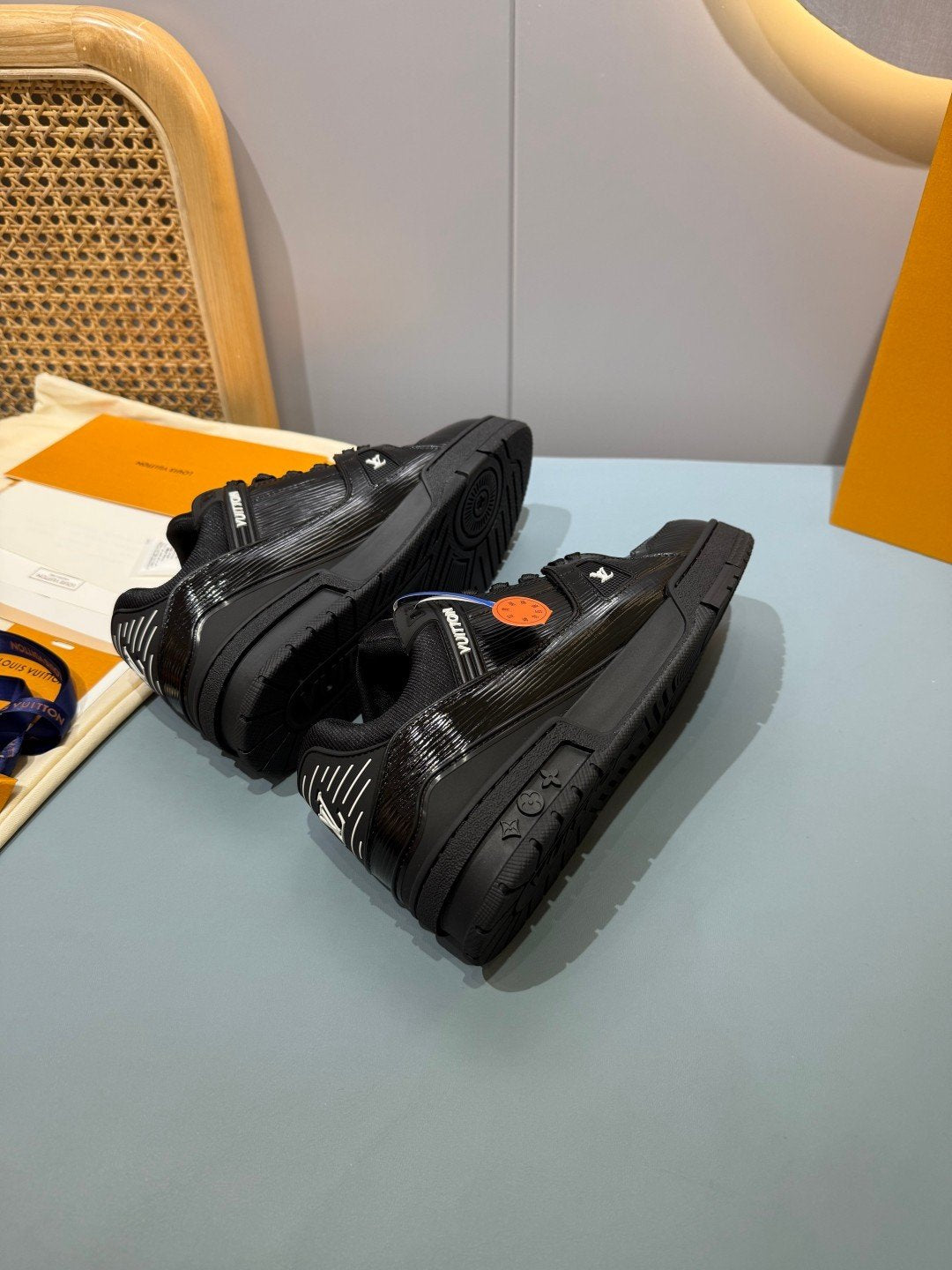 Sneakers Trainer 'Noir Verni' — vue 23