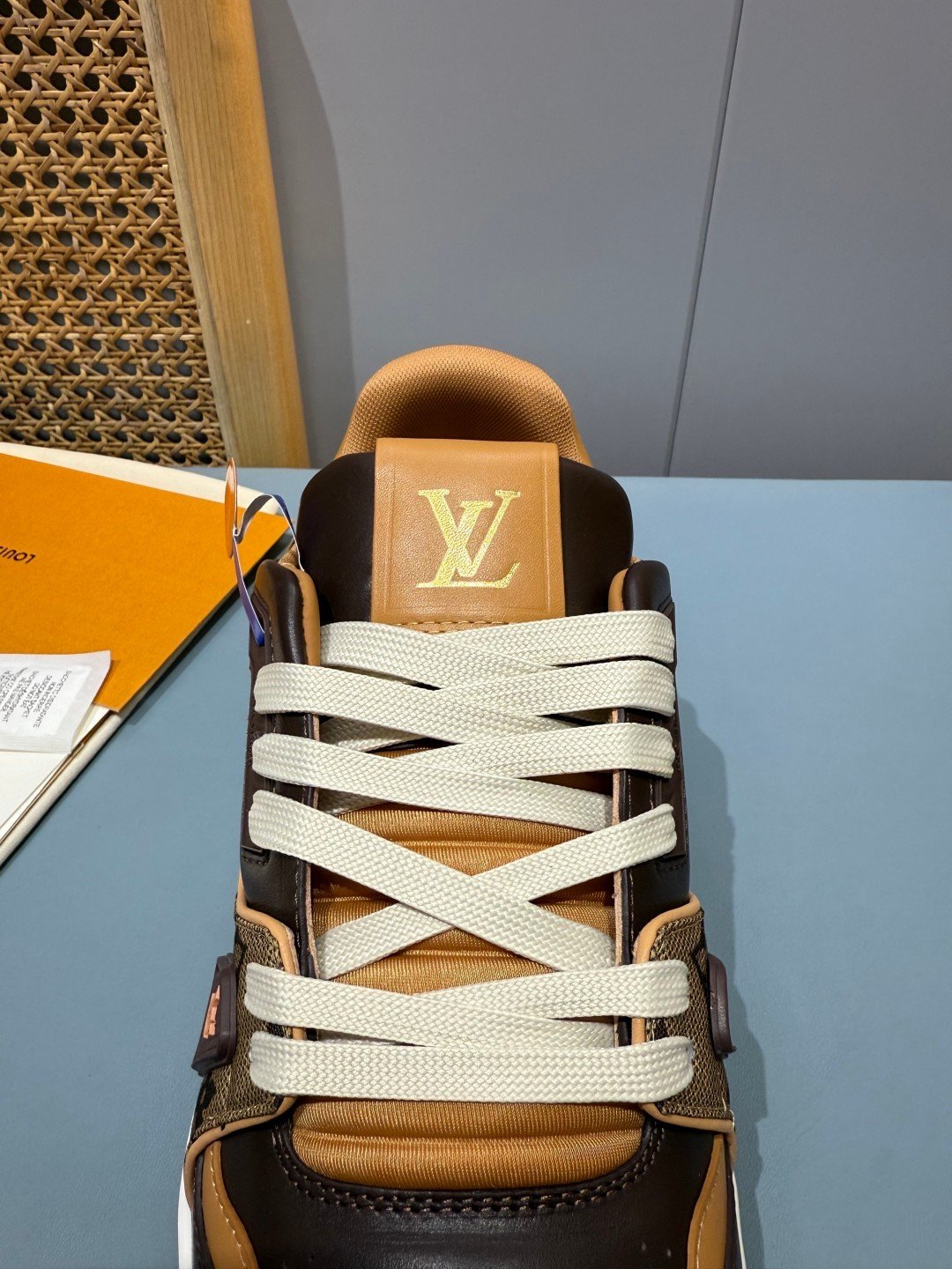 Sneakers Trainer 'Marron Orange Patch' — vue 8