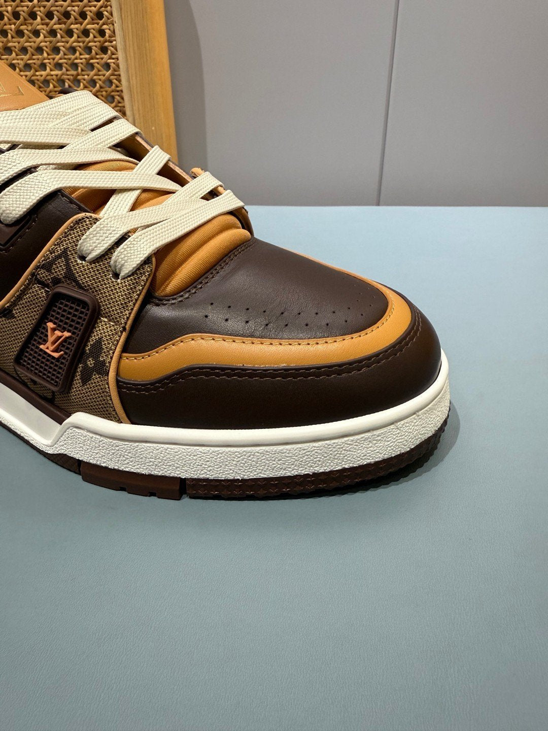 Sneakers Trainer 'Marron Orange Patch' — vue 13